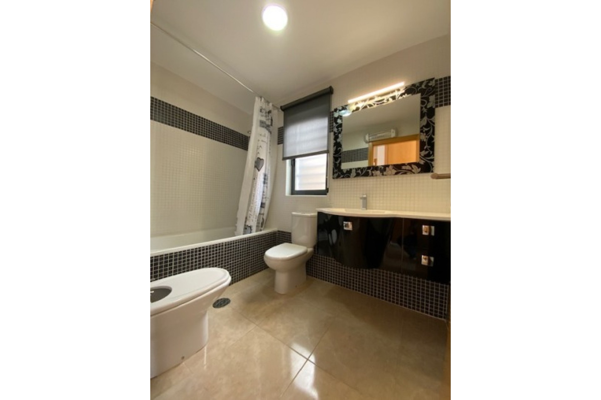Resale - Freistehende Villa -
Roldan - Inland