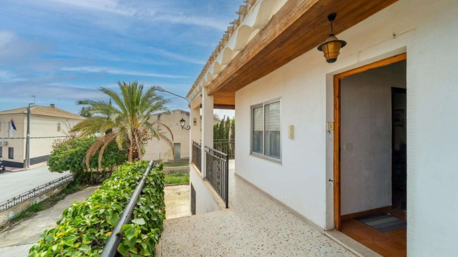 Resale - Freistehende Villa -
Salinas