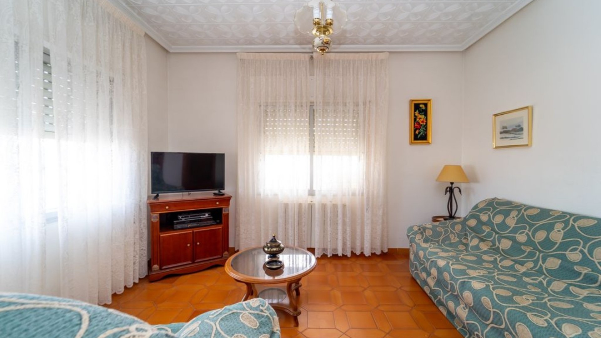 Resale - Freistehende Villa -
Salinas