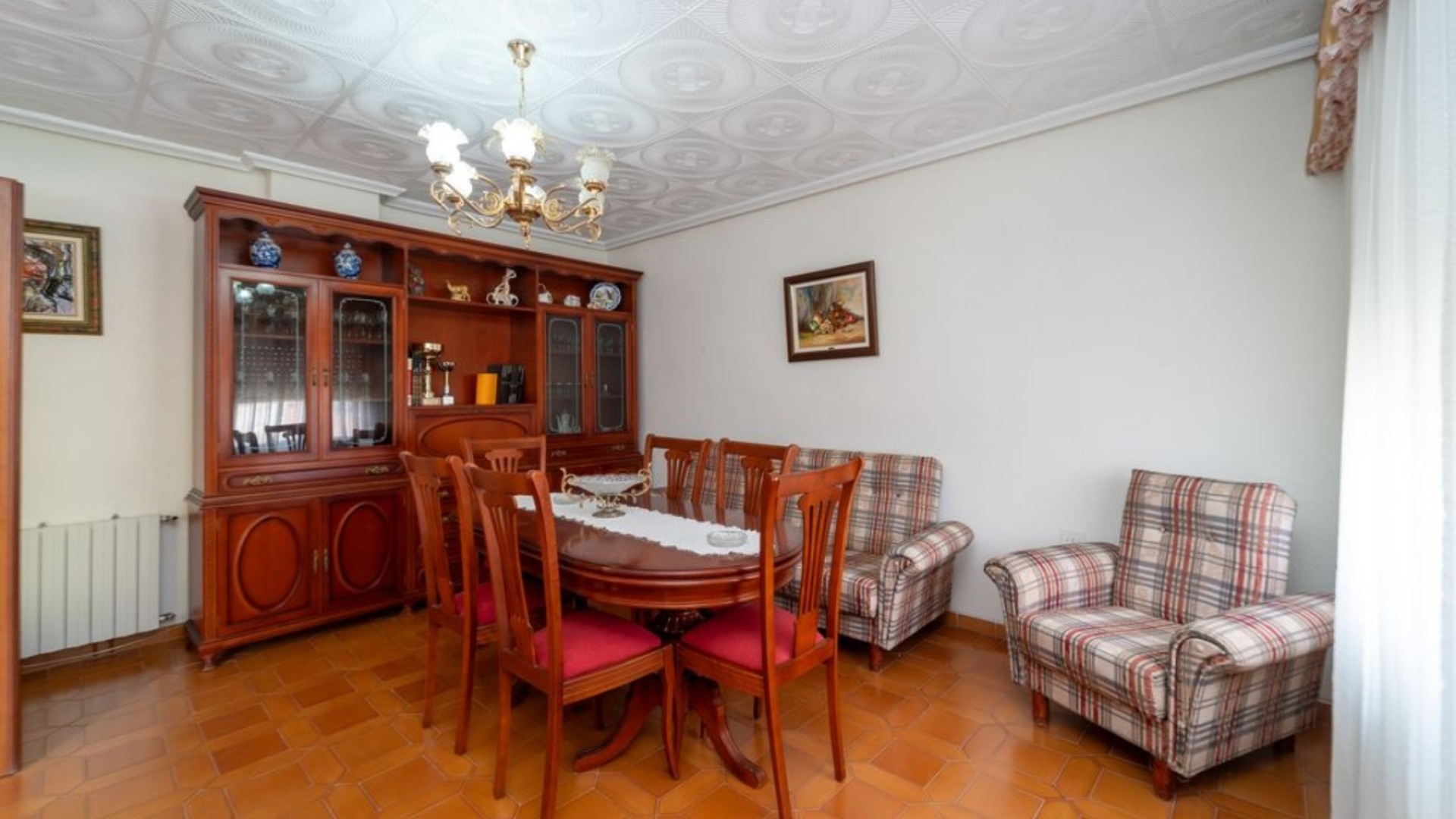 Resale - Freistehende Villa -
Salinas