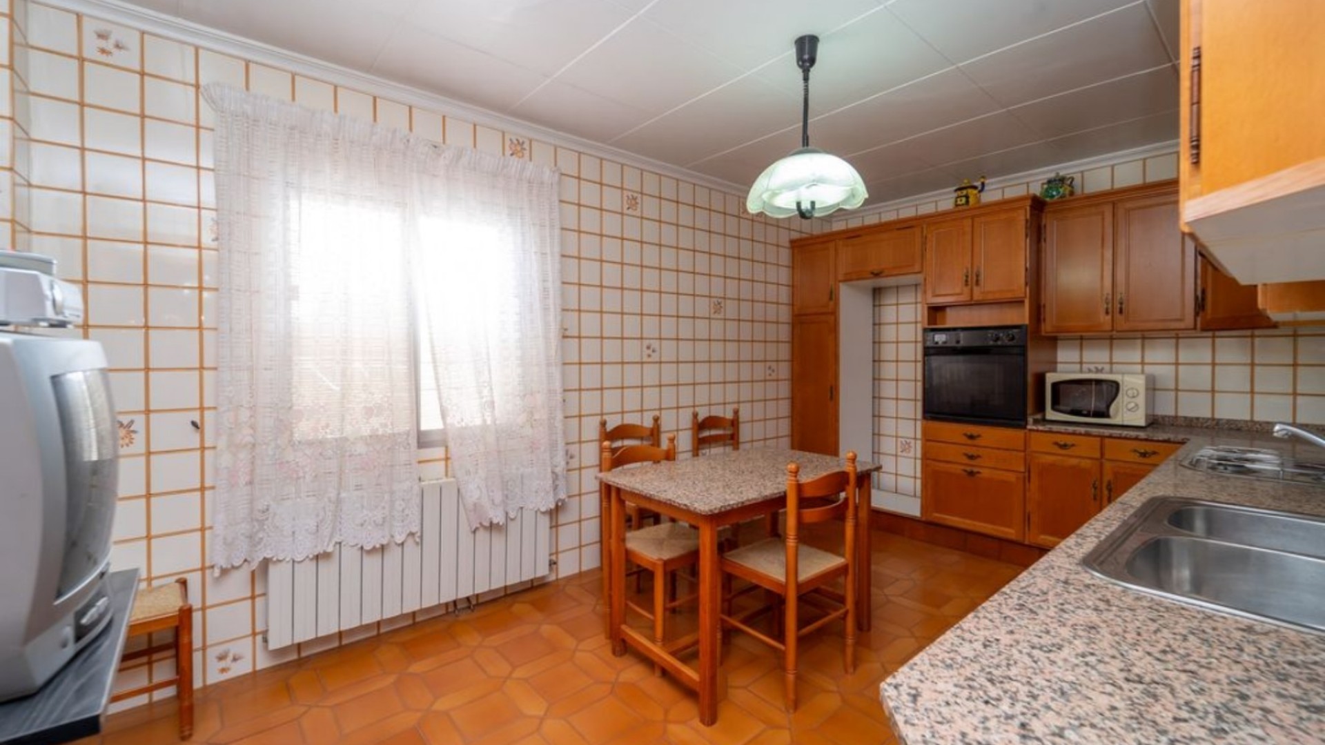 Resale - Freistehende Villa -
Salinas