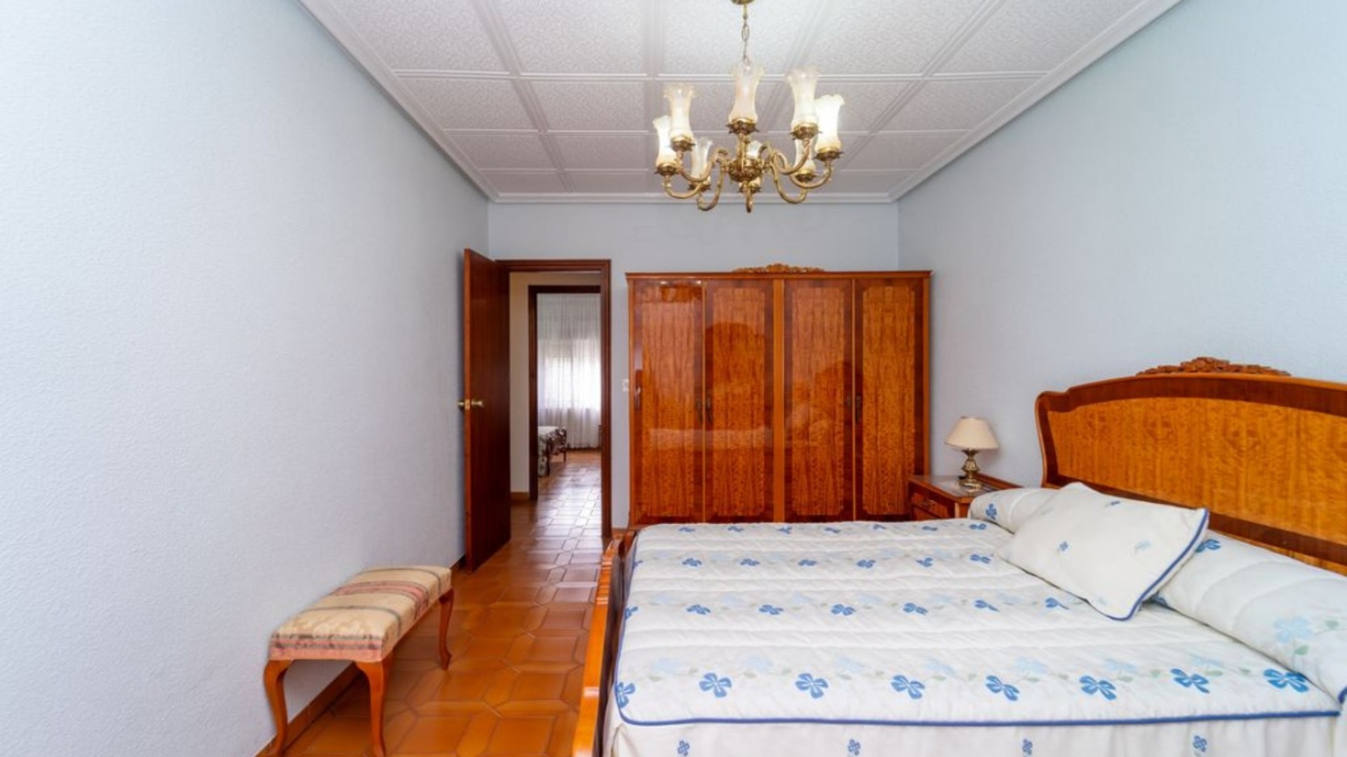 Resale - Freistehende Villa -
Salinas