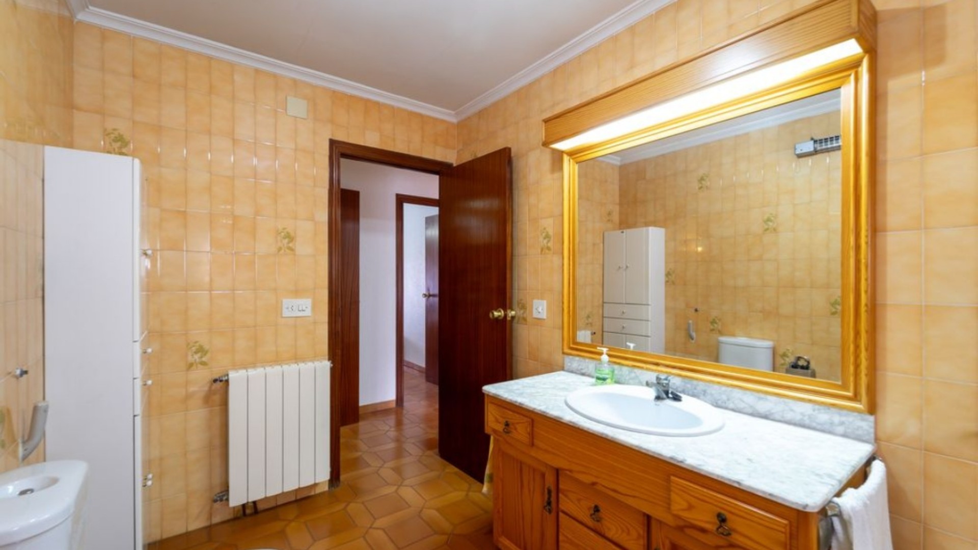 Resale - Freistehende Villa -
Salinas