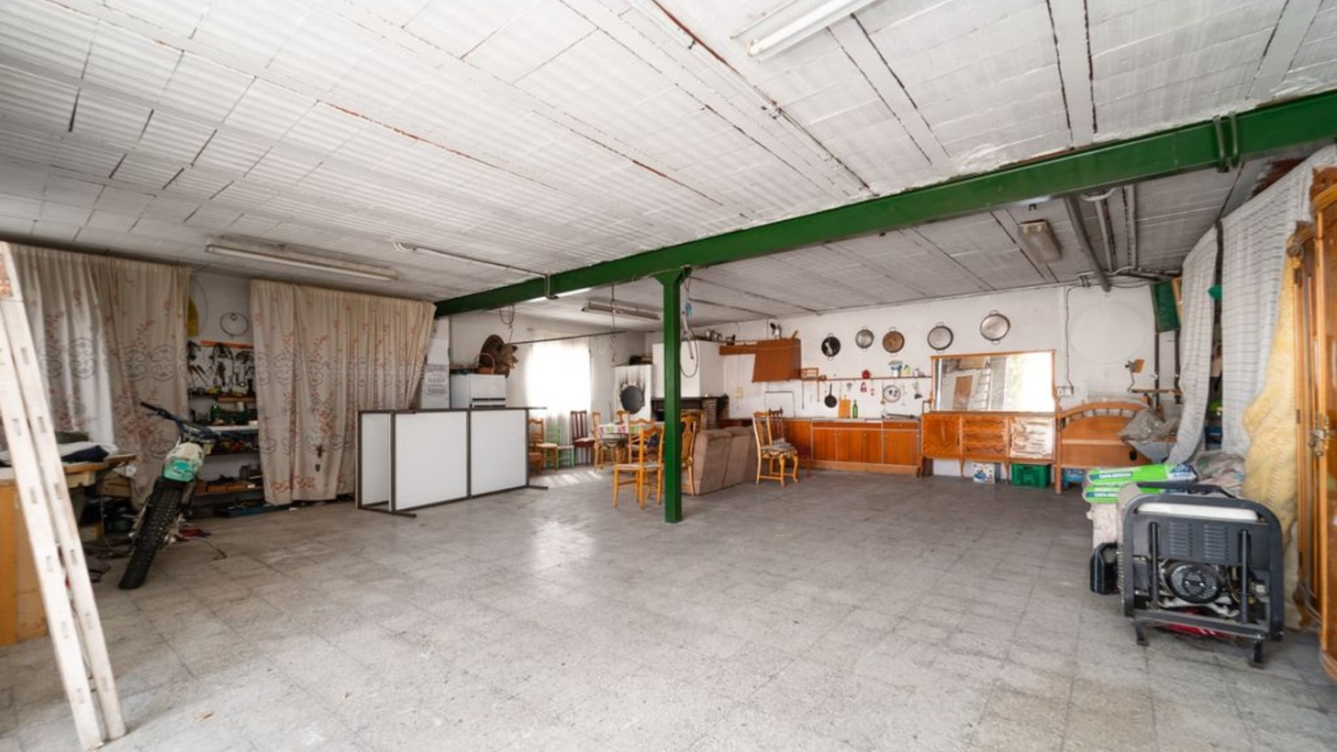 Resale - Freistehende Villa -
Salinas