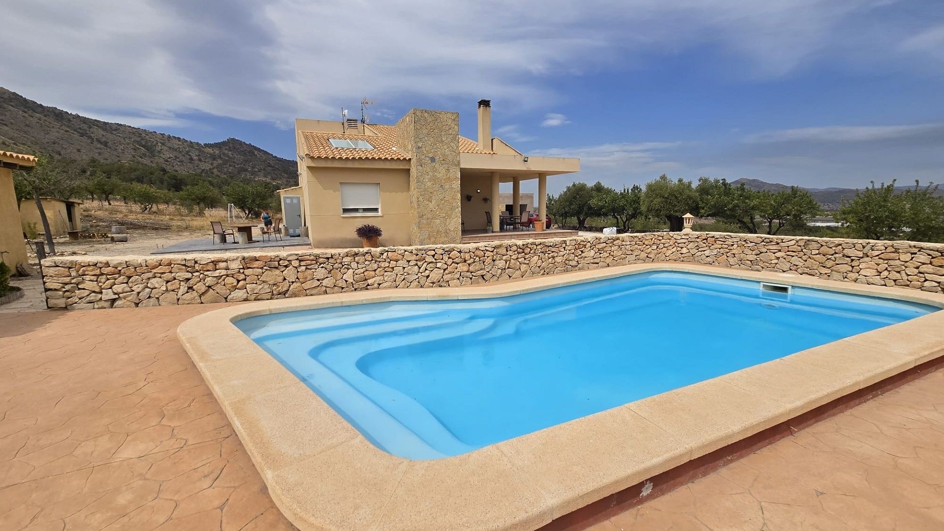 Resale - Freistehende Villa -
Salinas