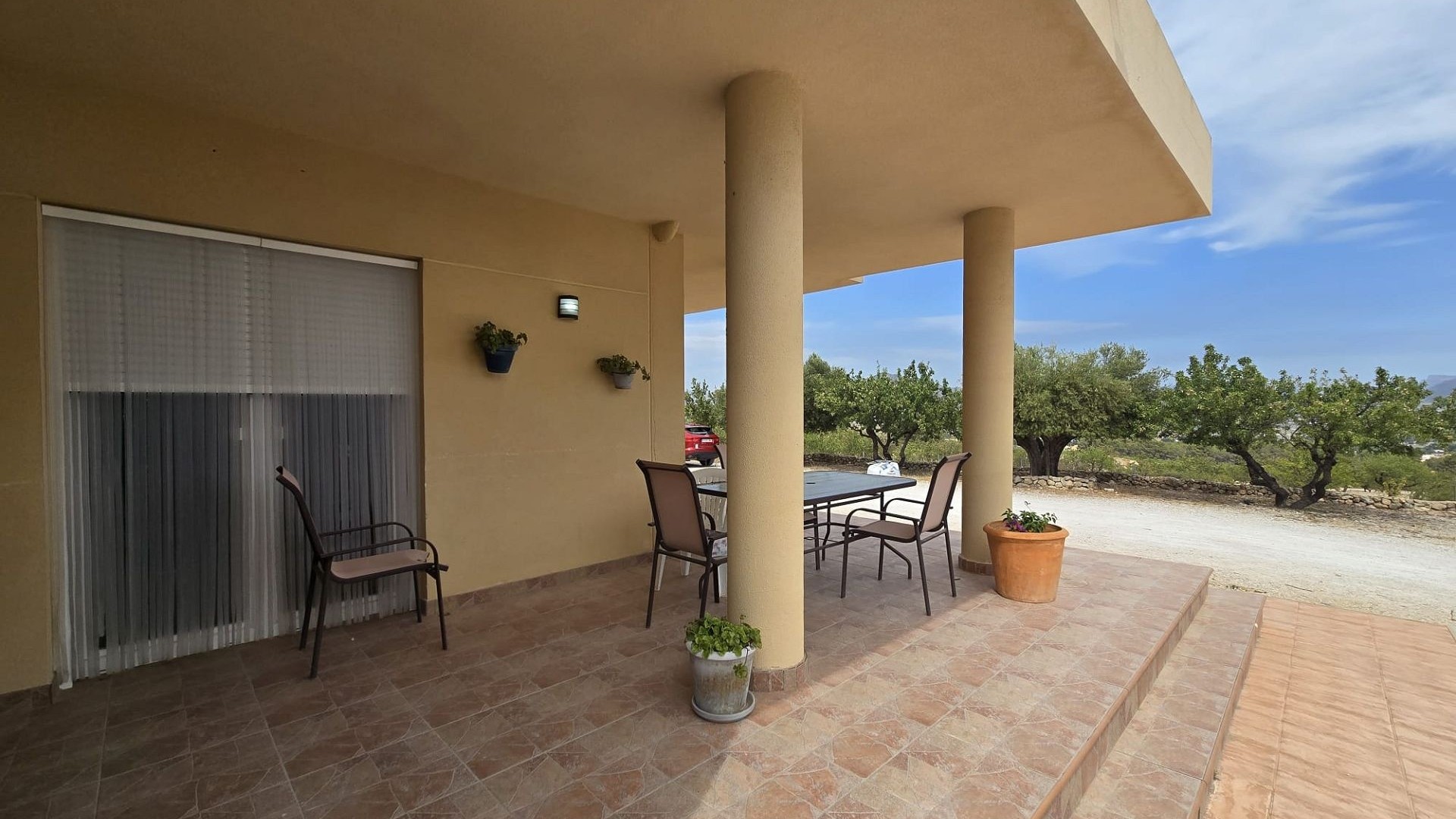 Resale - Freistehende Villa -
Salinas