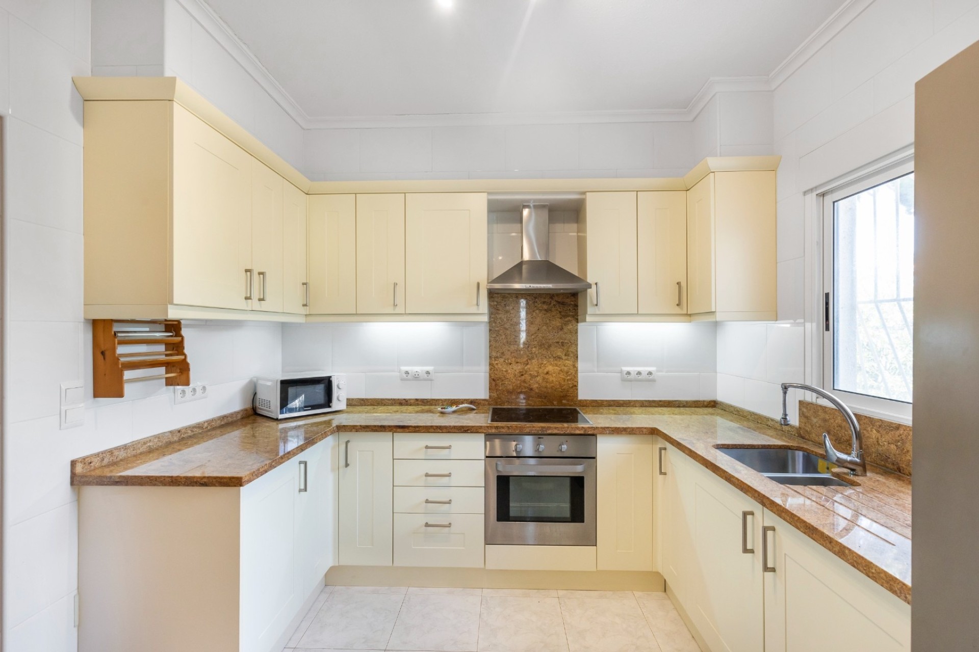 Resale - Freistehende Villa -
San Fulgencio - La Marina