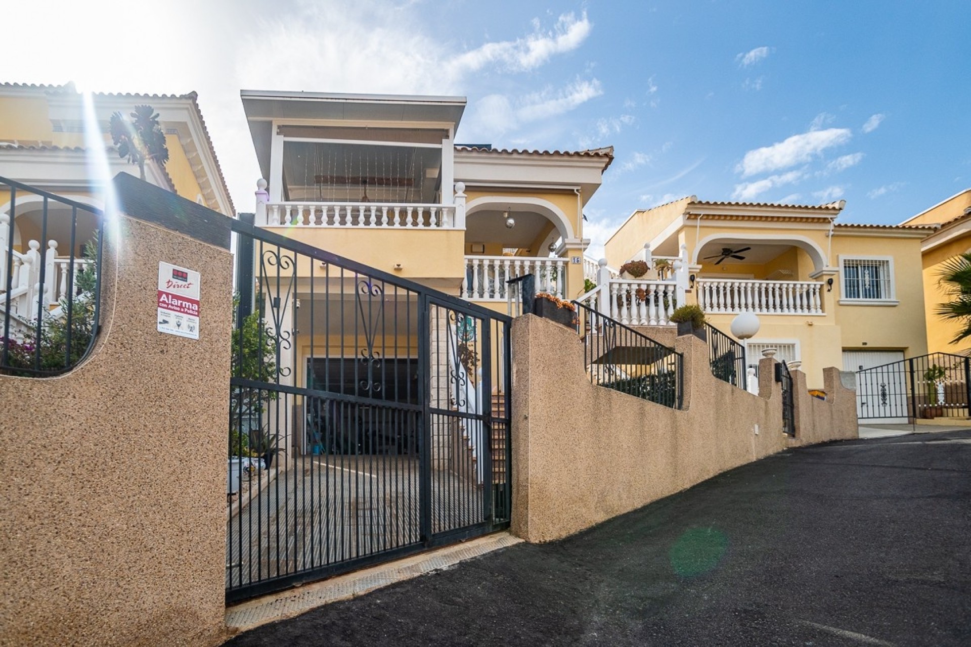 Resale - Freistehende Villa -
San Fulgencio - urb.la marina