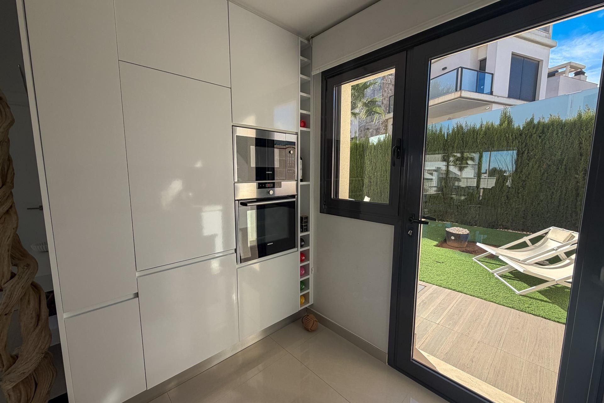 Resale - Freistehende Villa -
San Miguel de Salinas - Bellavista