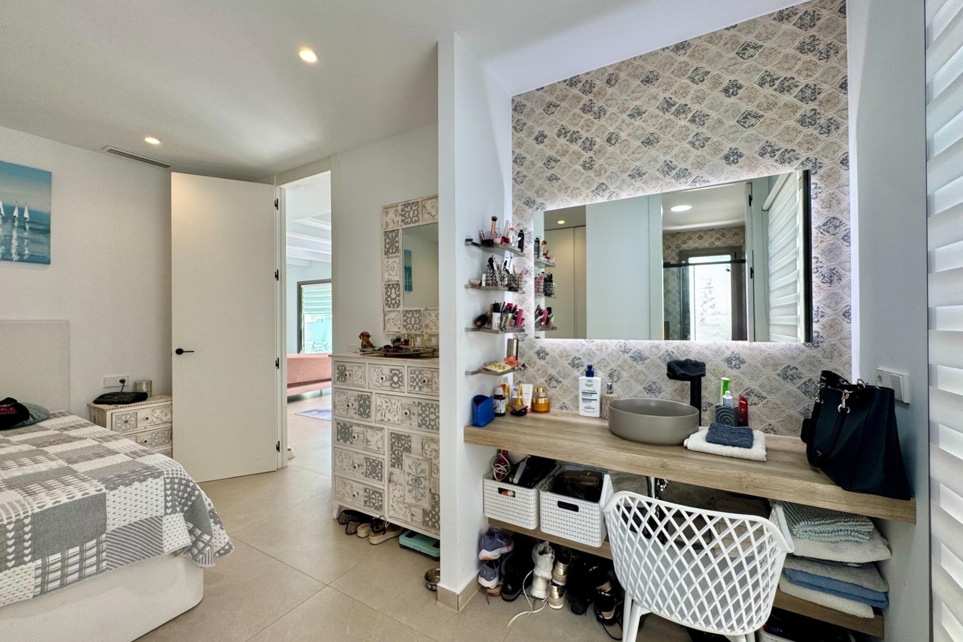 Resale - Freistehende Villa -
San Miguel de Salinas - Blue Lagoon - Galán