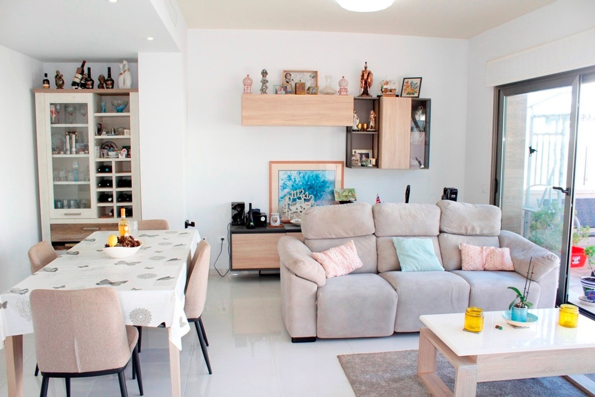Resale - Freistehende Villa -
San Miguel de Salinas - Inland