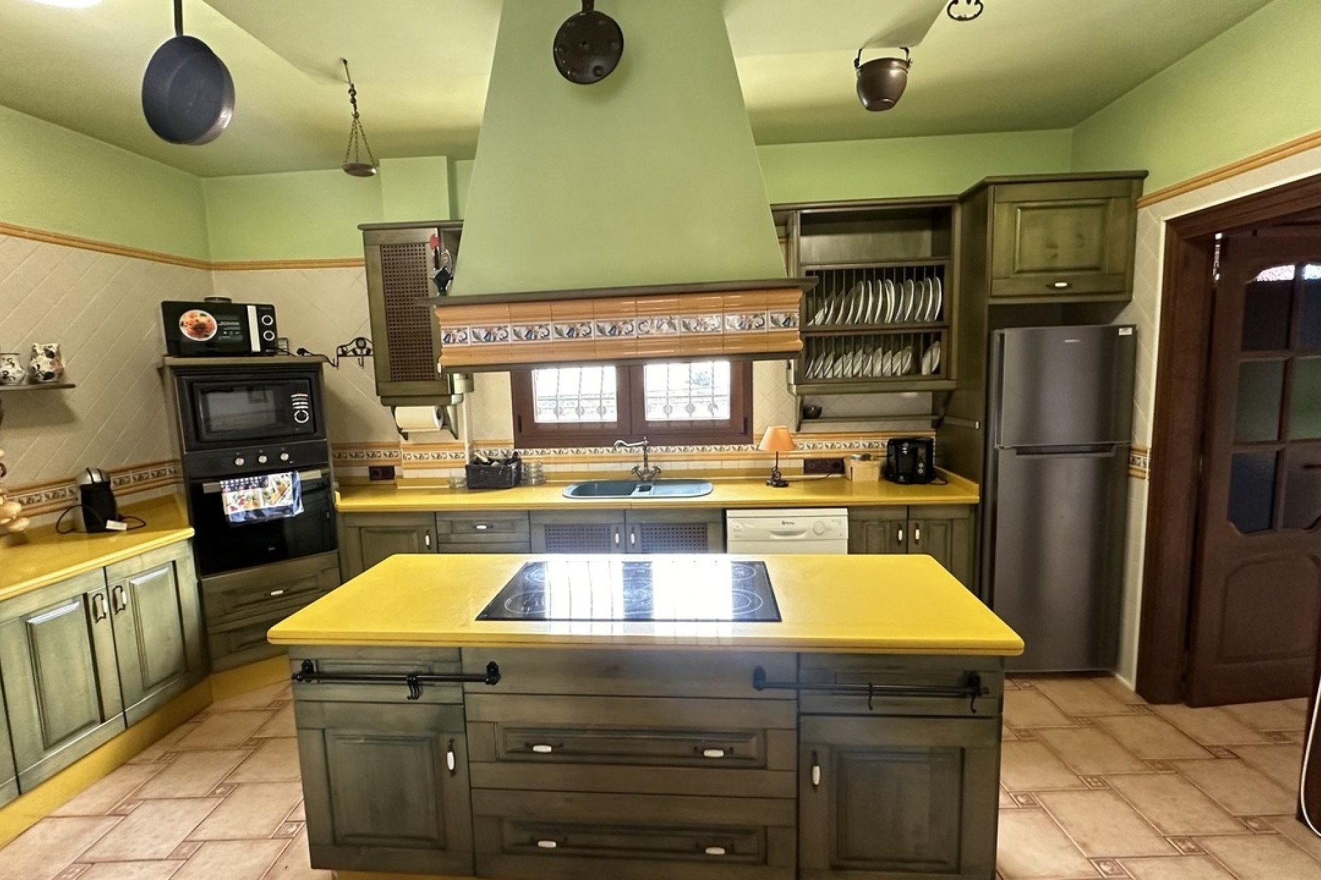 Resale - Freistehende Villa -
San Miguel de Salinas - Inland