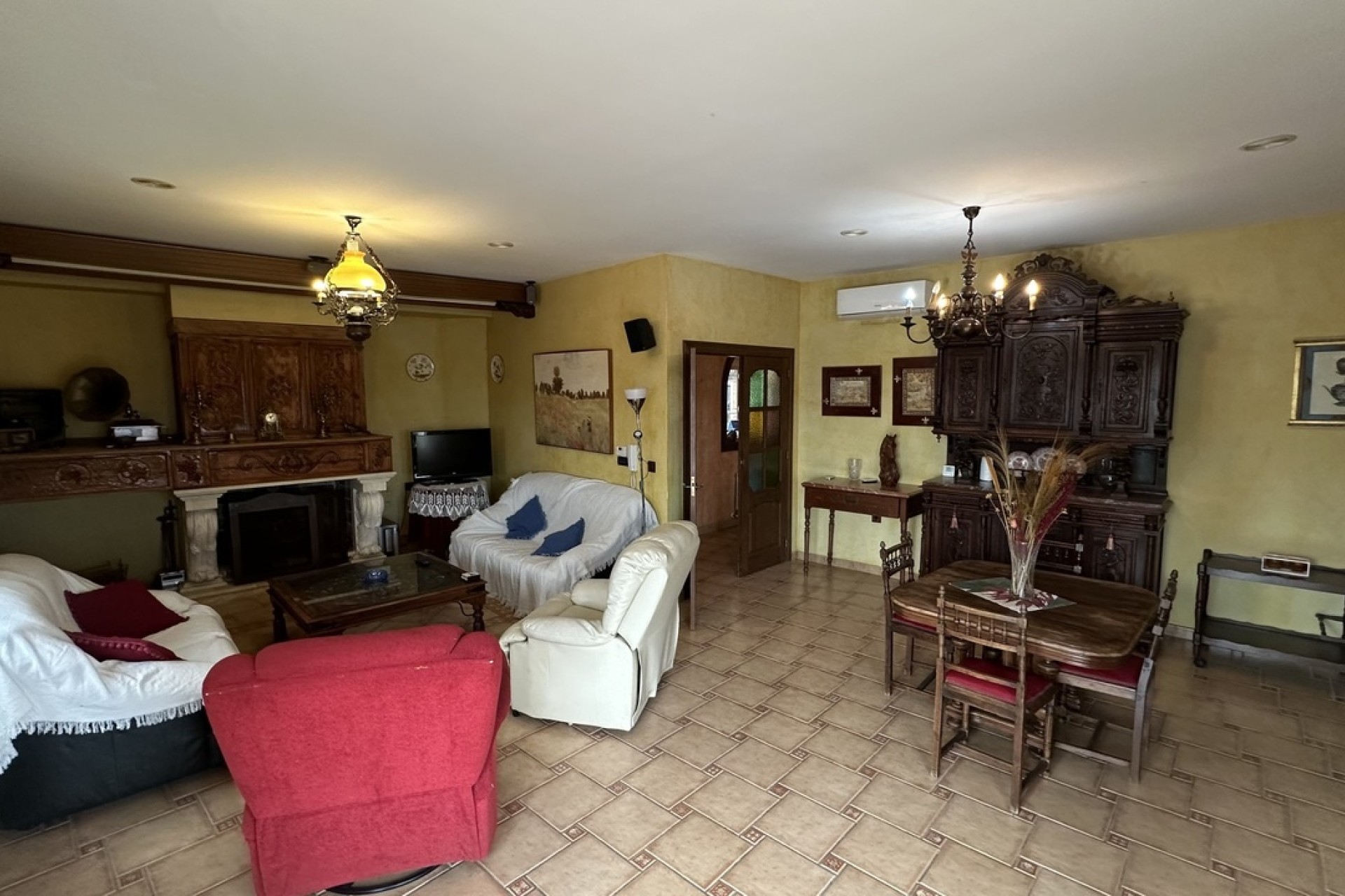 Resale - Freistehende Villa -
San Miguel de Salinas - Inland