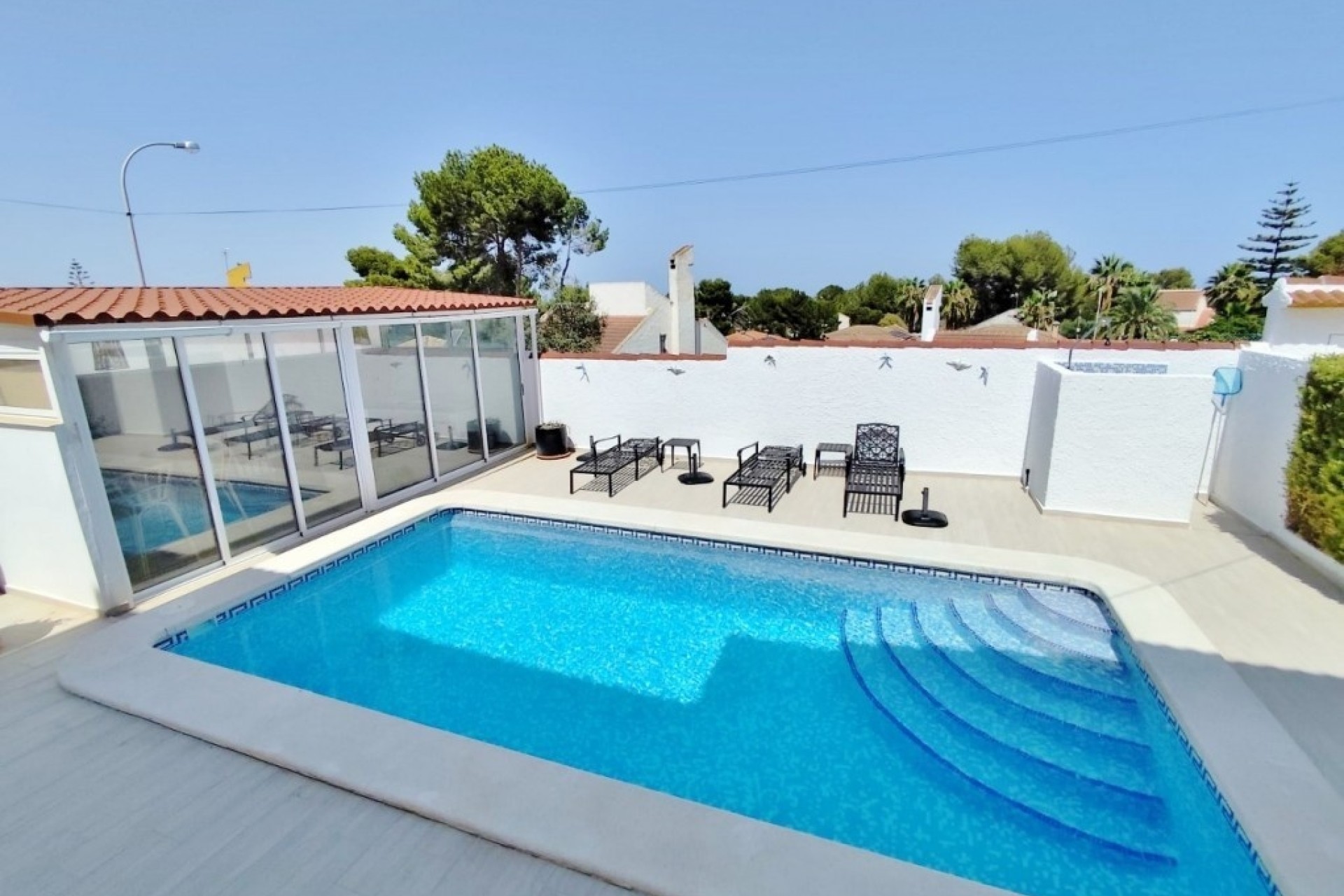 Resale - Freistehende Villa -
San Miguel de Salinas - Inland