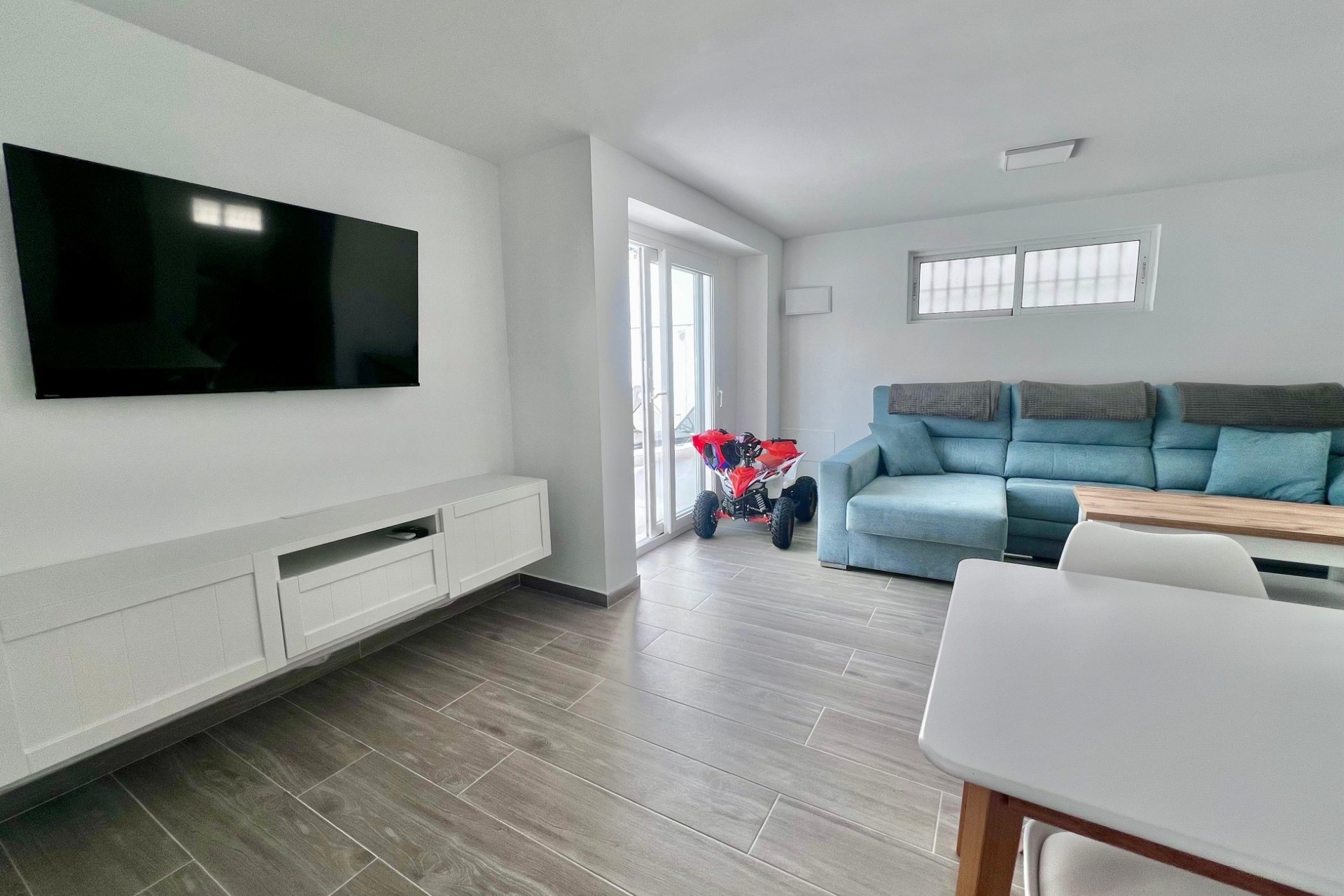 Resale - Freistehende Villa -
San Miguel de Salinas - Las filipinas