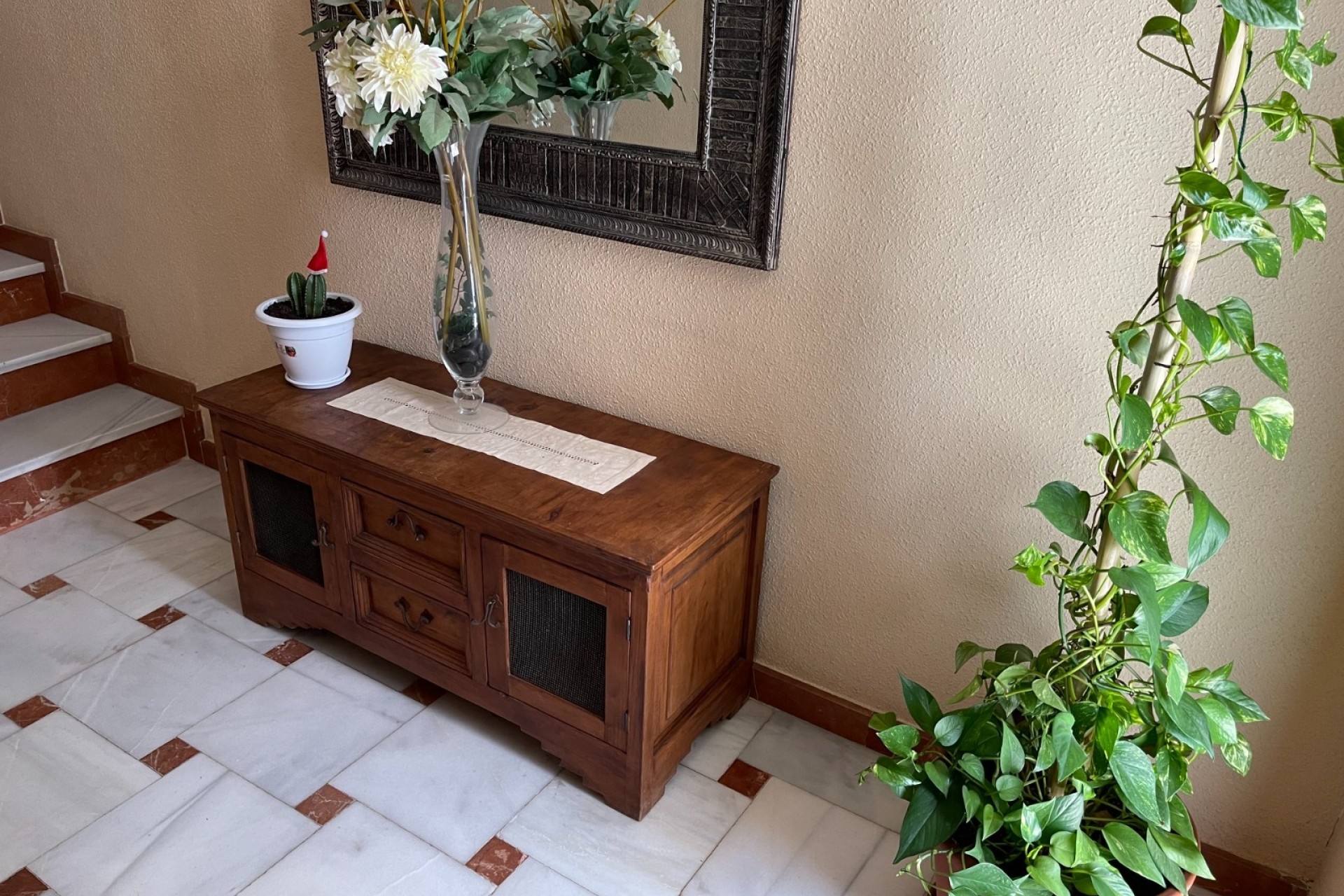 Resale - Freistehende Villa -
San Miguel de Salinas - Pueblo