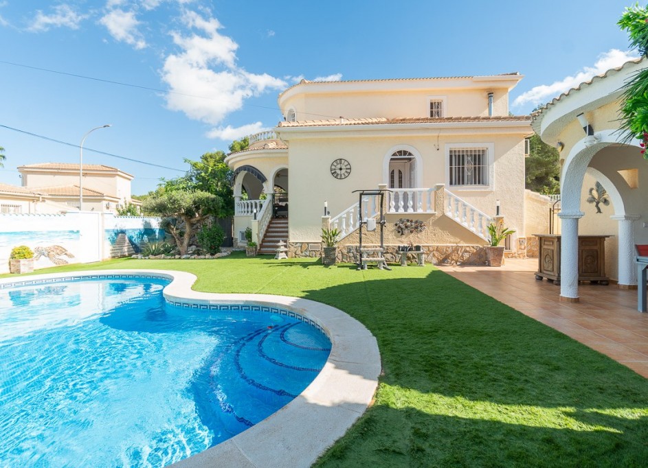 Resale - Freistehende Villa -
San Miguel de Salinas - San Miguel Salinas