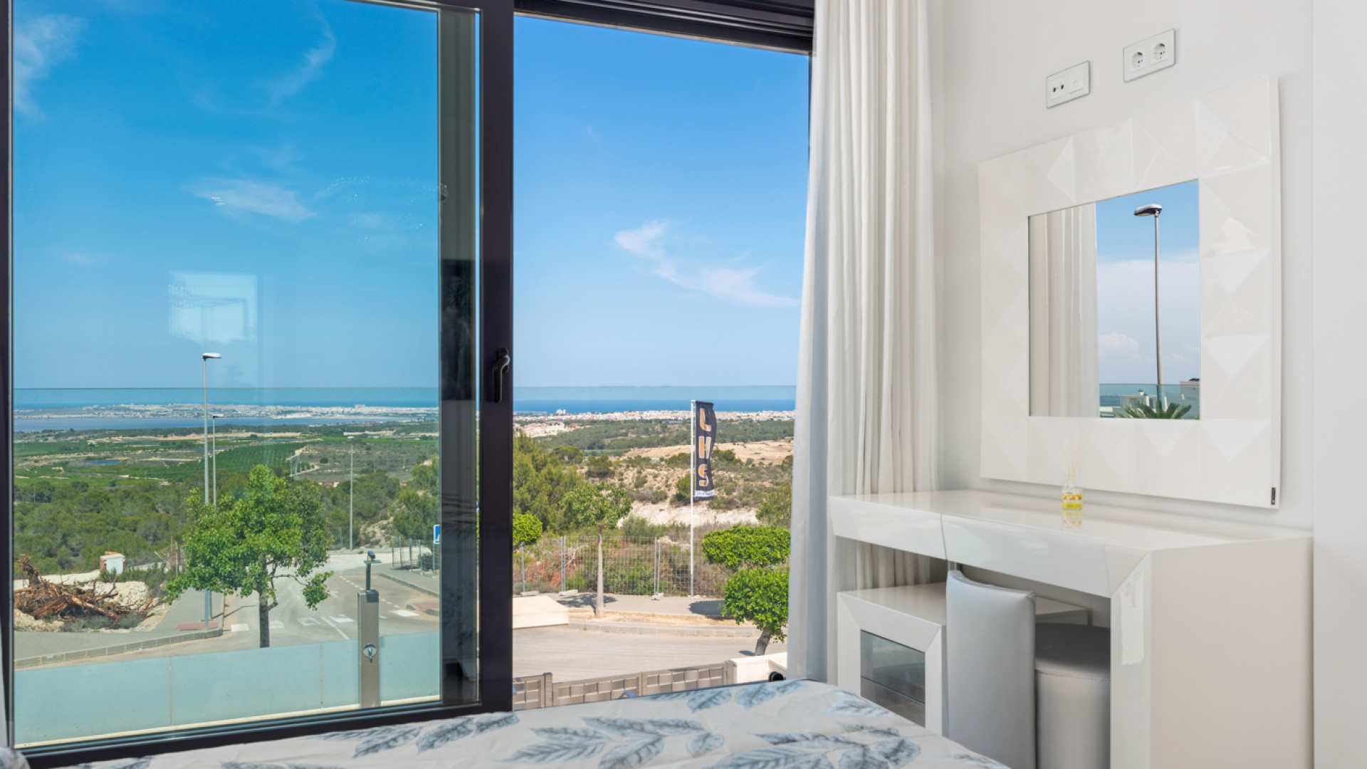 Resale - Freistehende Villa -
San Miguel de Salinas - San Miguel Salinas