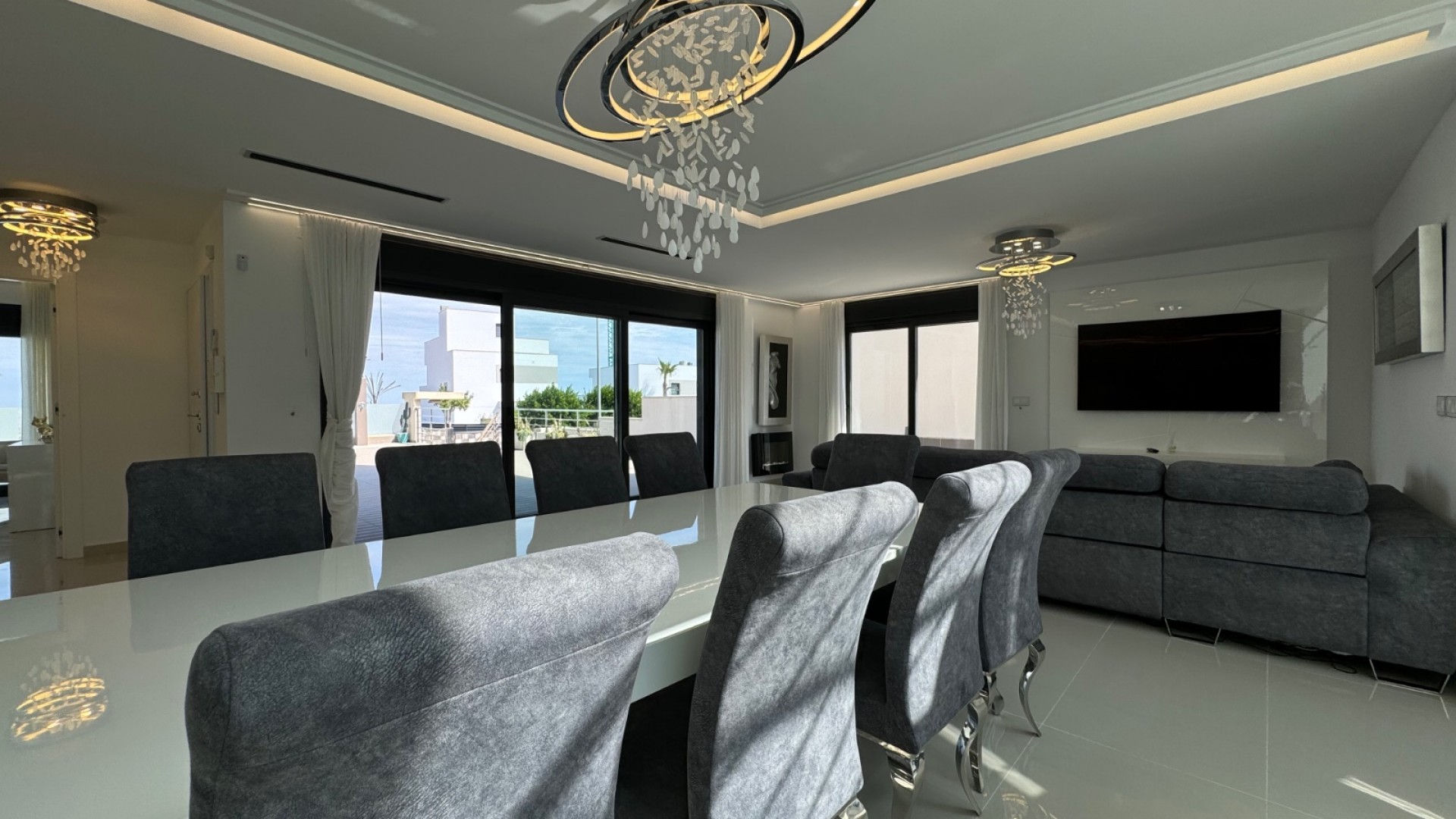 Resale - Freistehende Villa -
San Miguel de Salinas - San Miguel Salinas