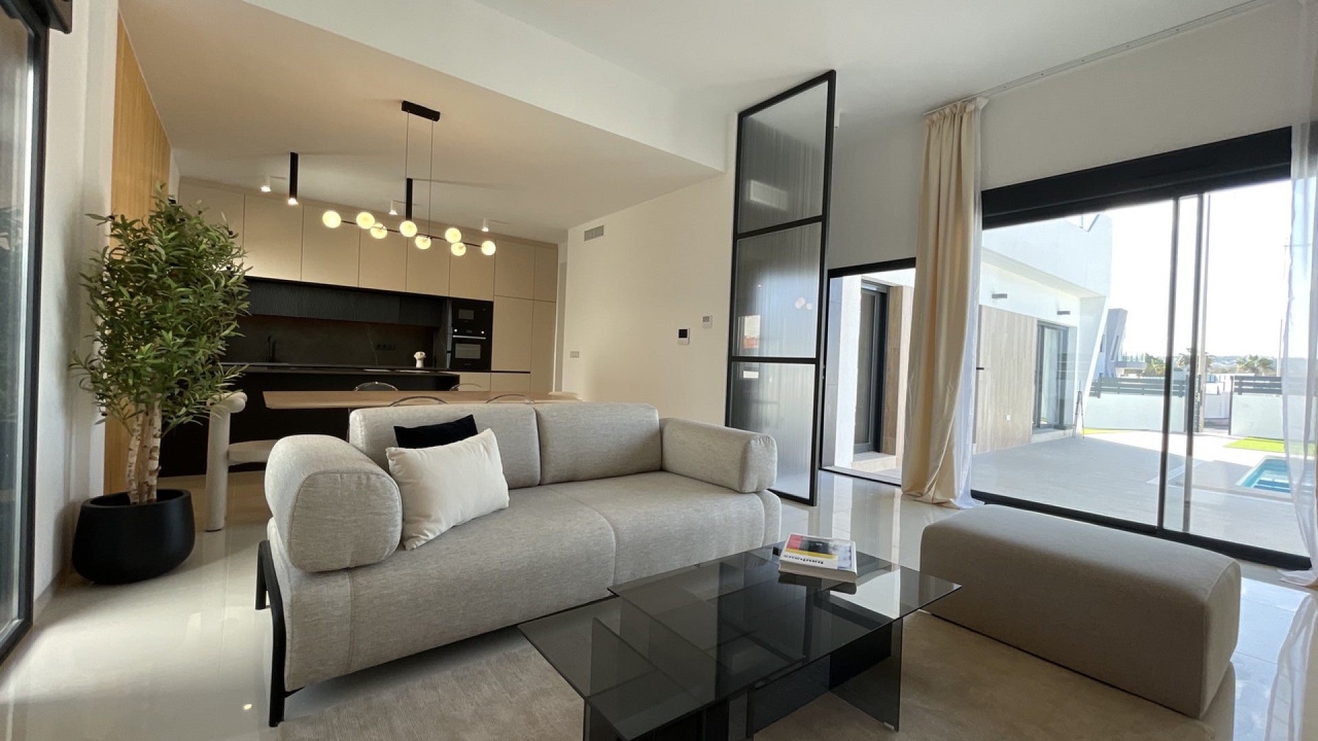 Resale - Freistehende Villa -
San Miguel de Salinas - San Miguel