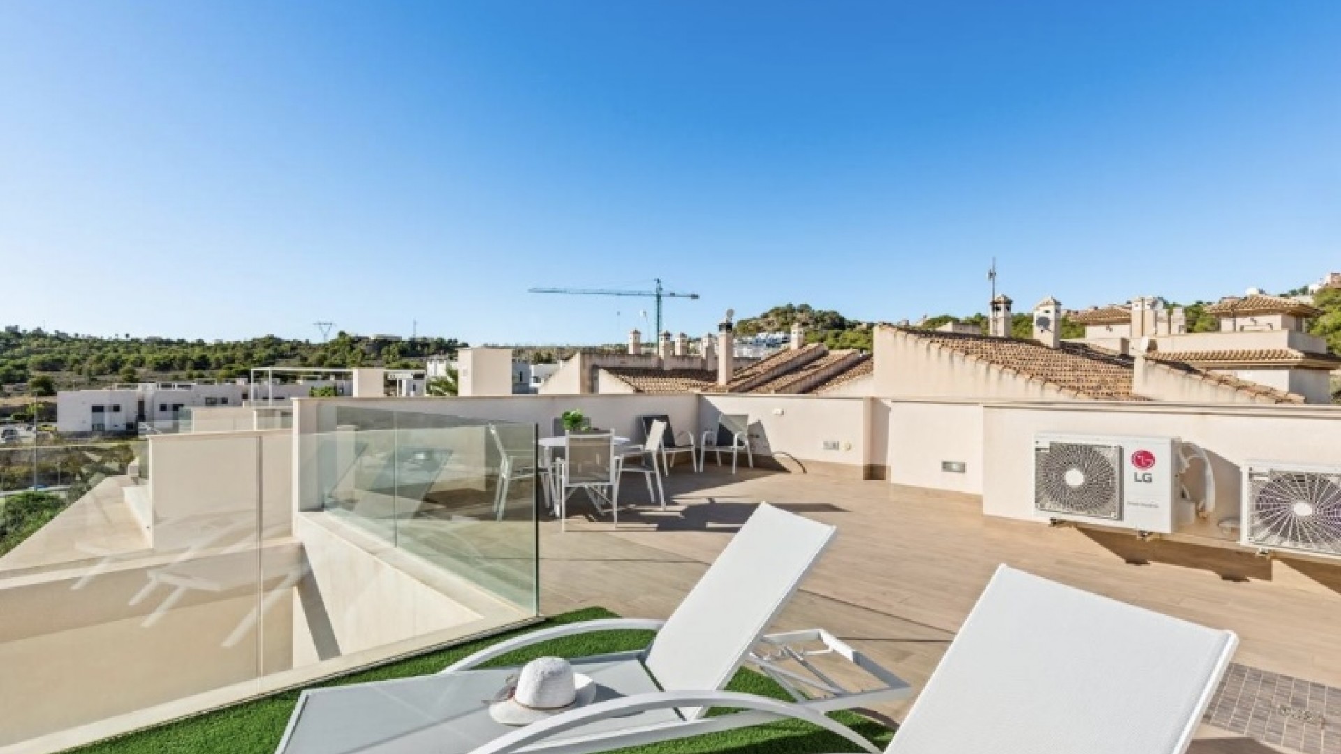 Resale - Freistehende Villa -
San Miguel de Salinas