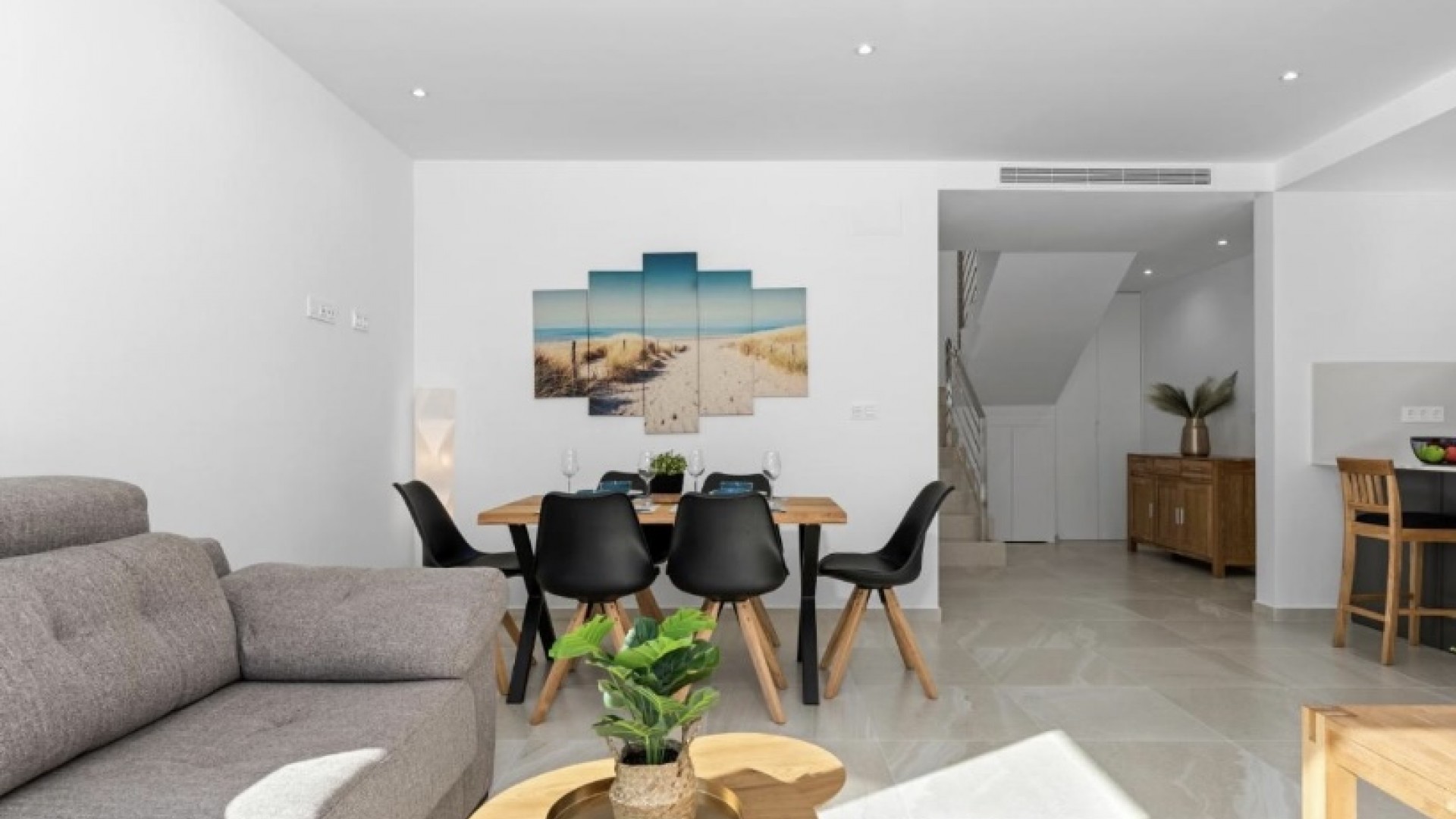 Resale - Freistehende Villa -
San Miguel de Salinas