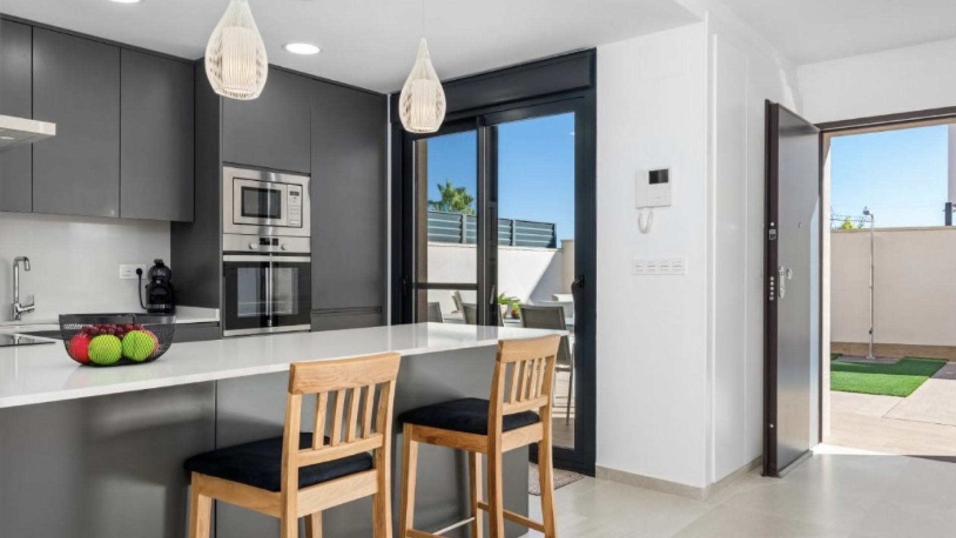 Resale - Freistehende Villa -
San Miguel de Salinas