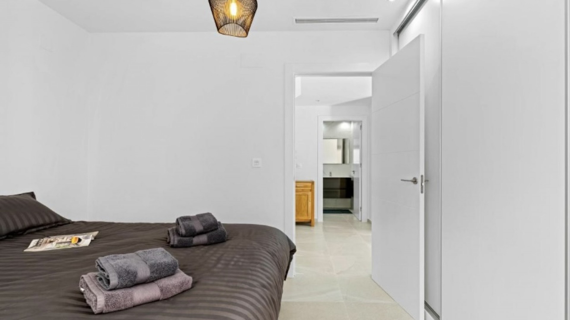 Resale - Freistehende Villa -
San Miguel de Salinas