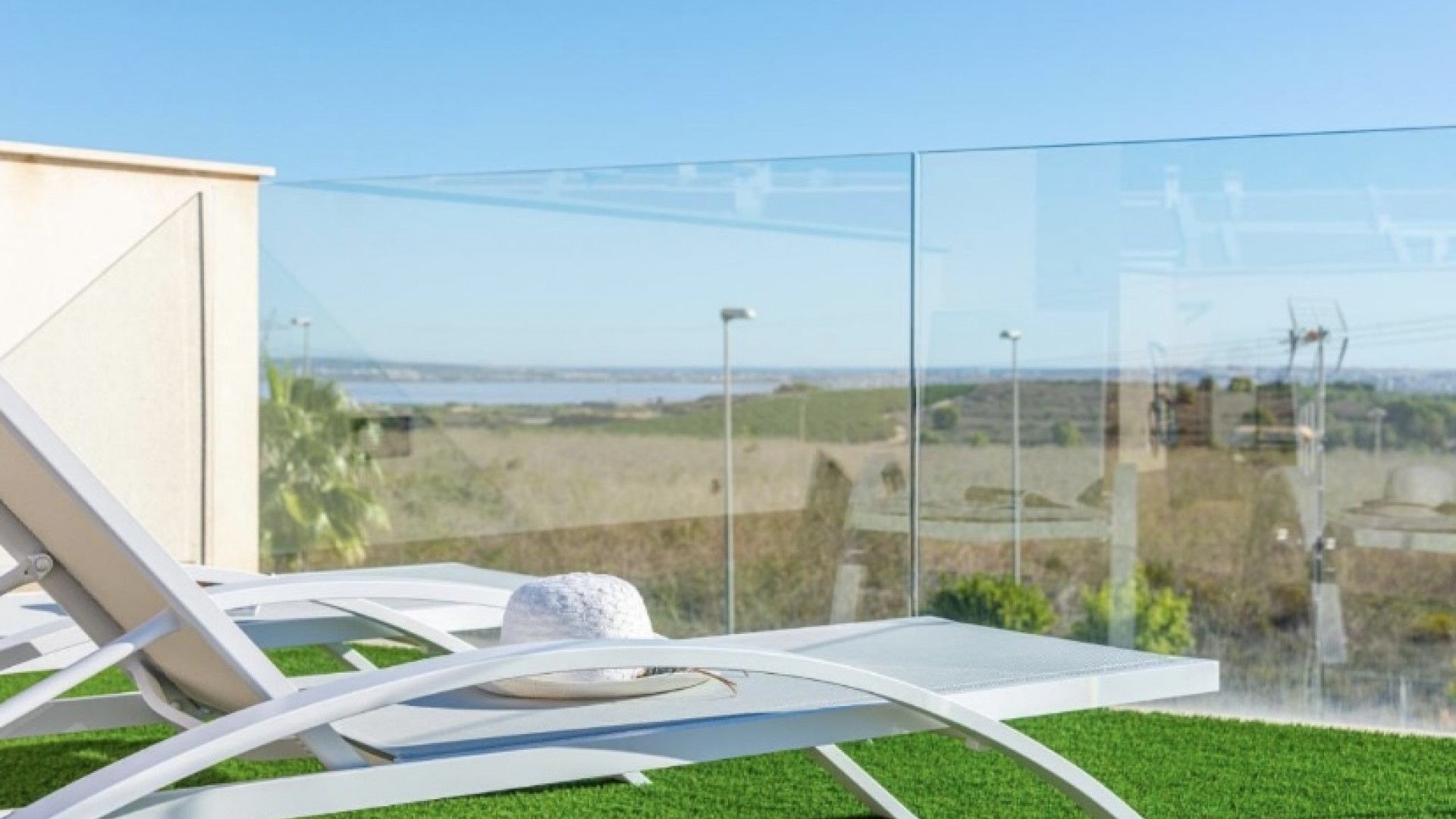 Resale - Freistehende Villa -
San Miguel de Salinas