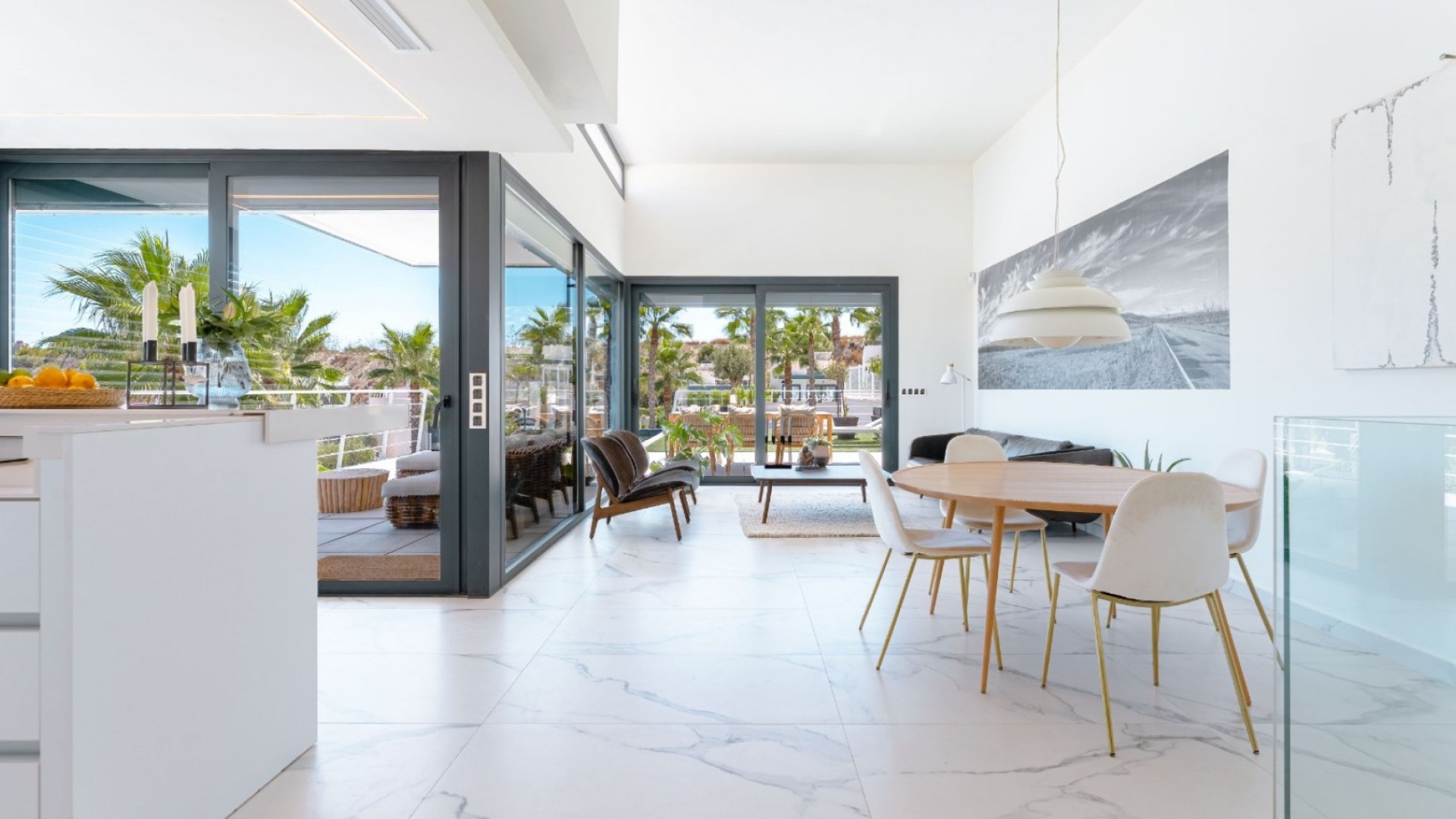 Resale - Freistehende Villa -
San Miguel de Salinas