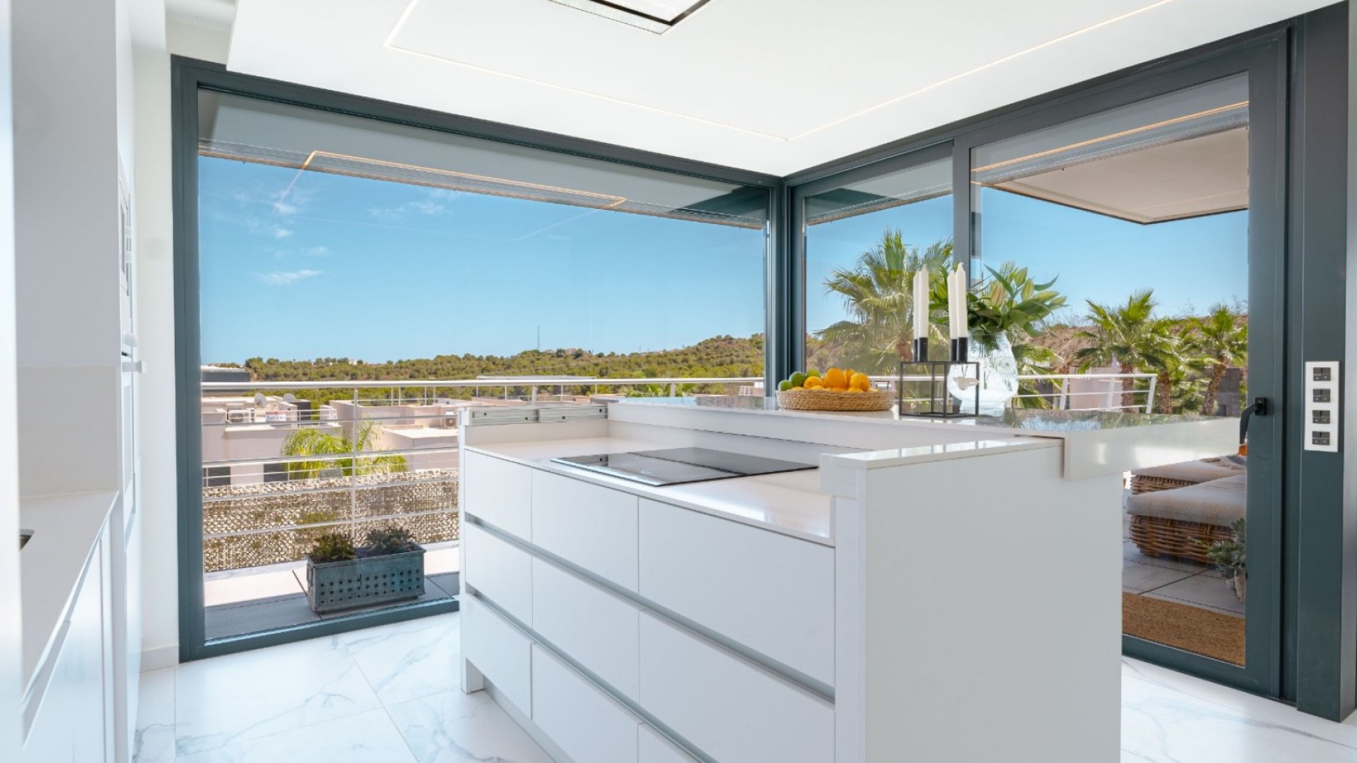 Resale - Freistehende Villa -
San Miguel de Salinas