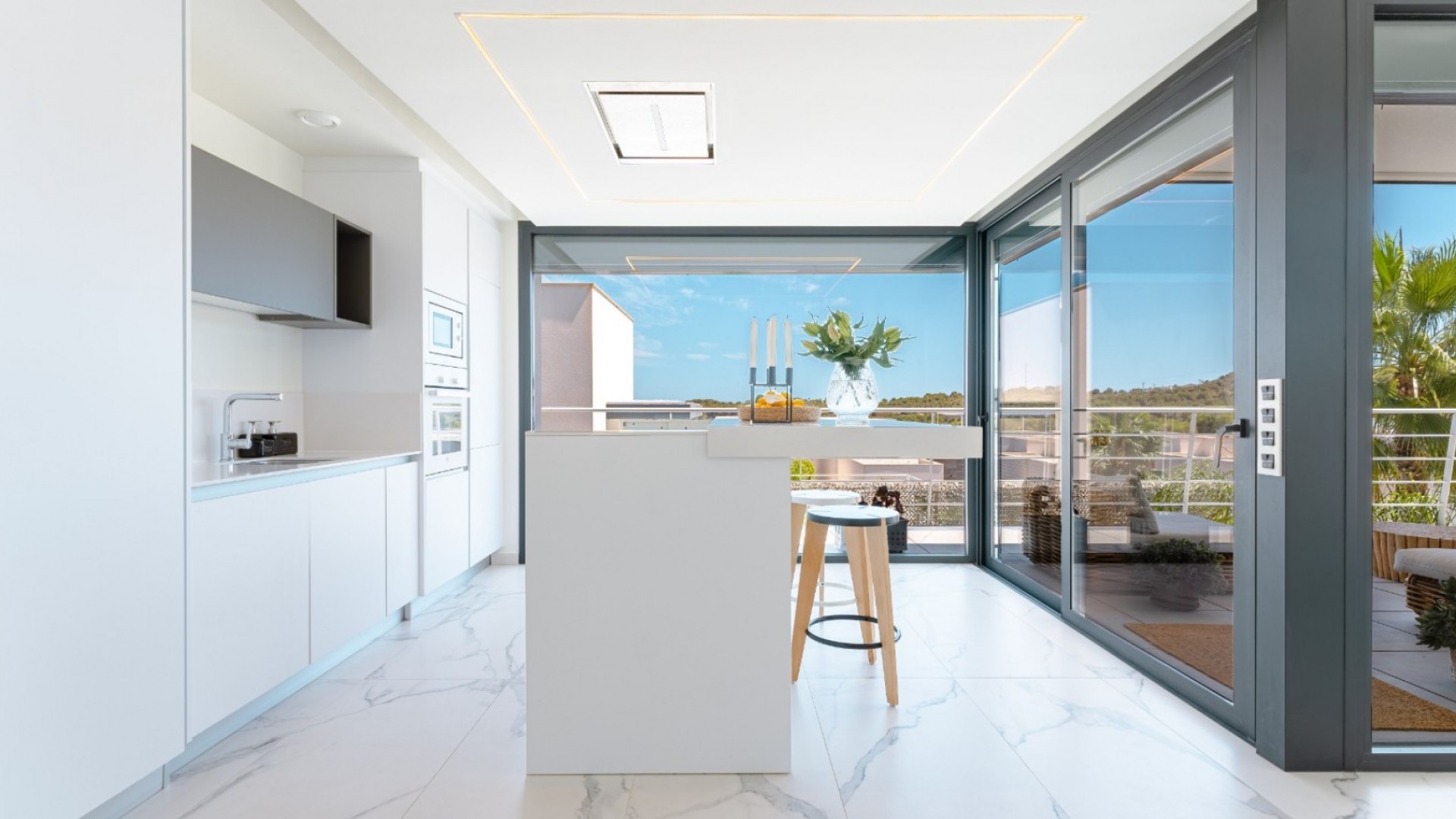 Resale - Freistehende Villa -
San Miguel de Salinas