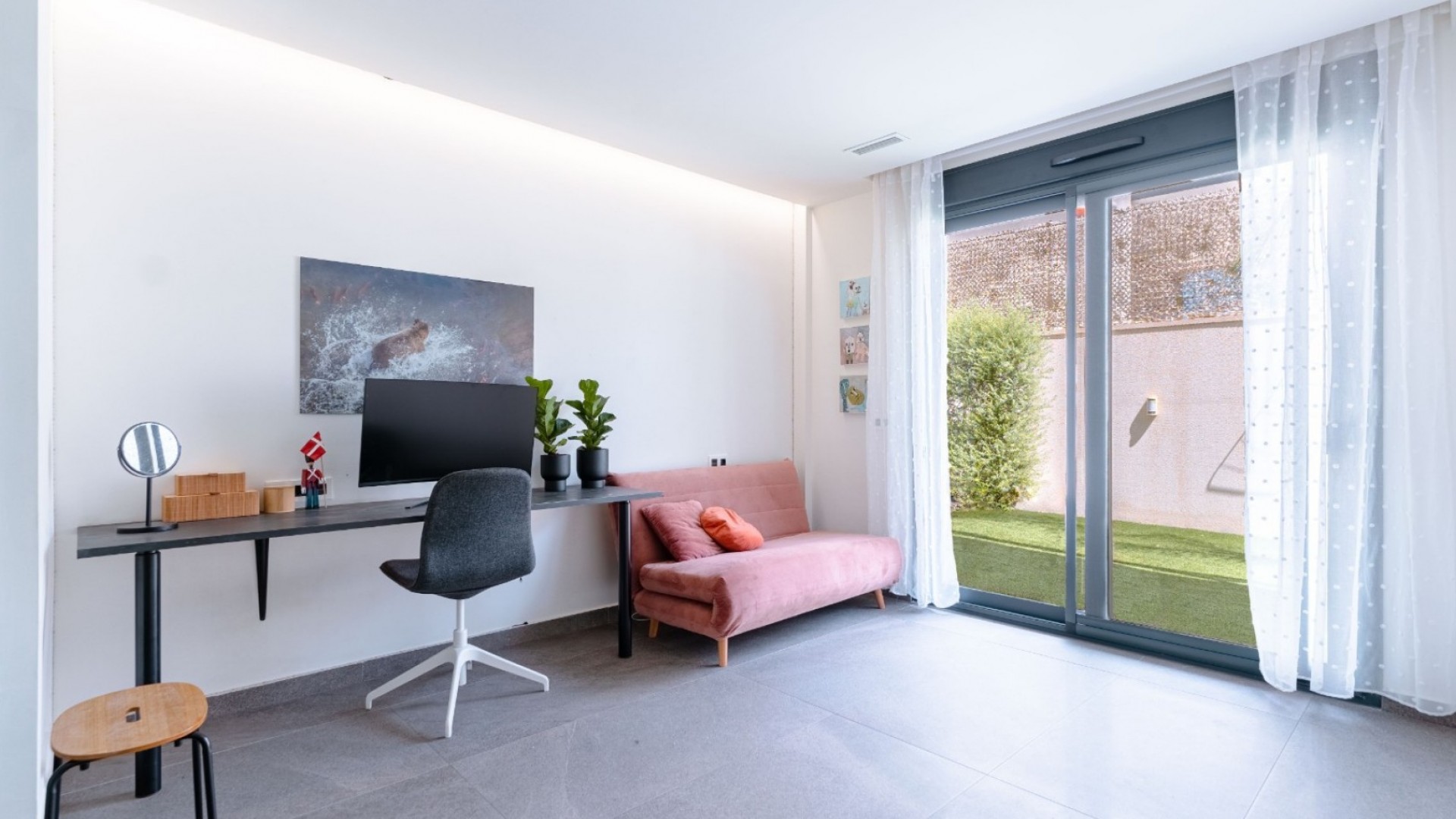 Resale - Freistehende Villa -
San Miguel de Salinas