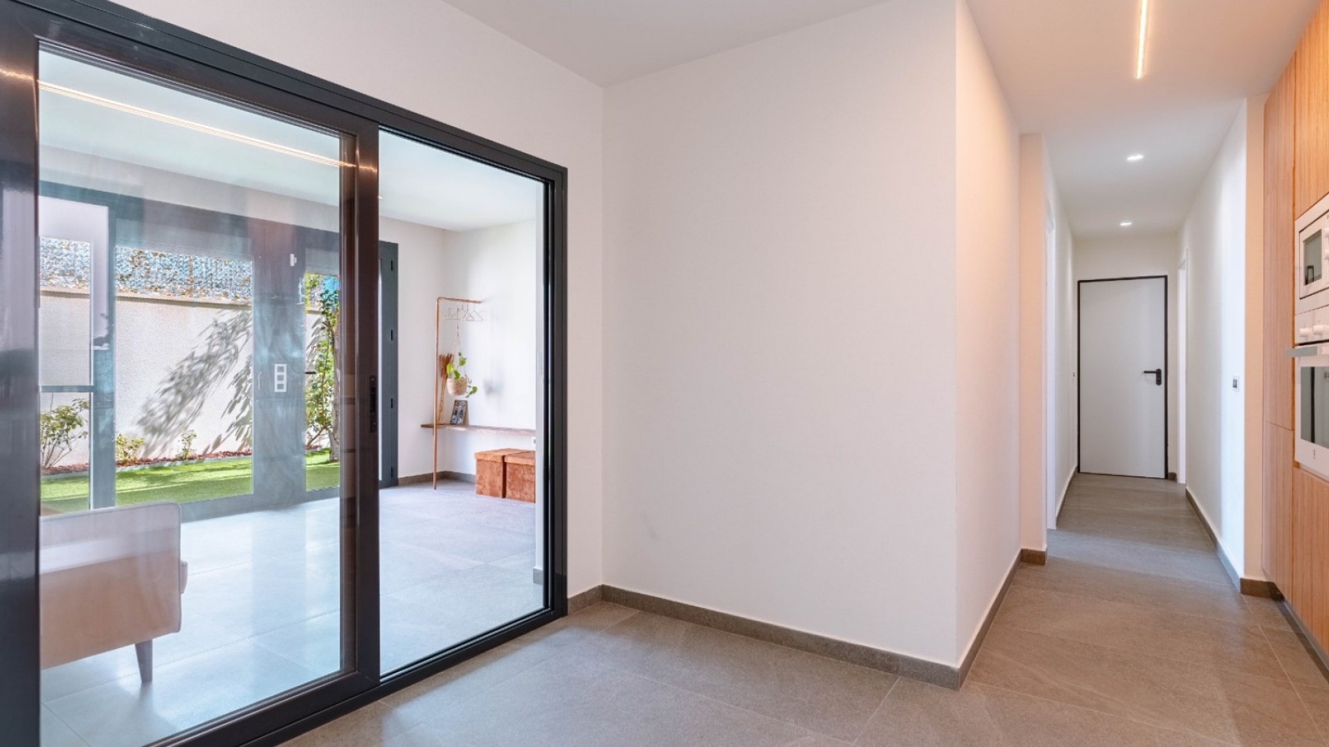 Resale - Freistehende Villa -
San Miguel de Salinas