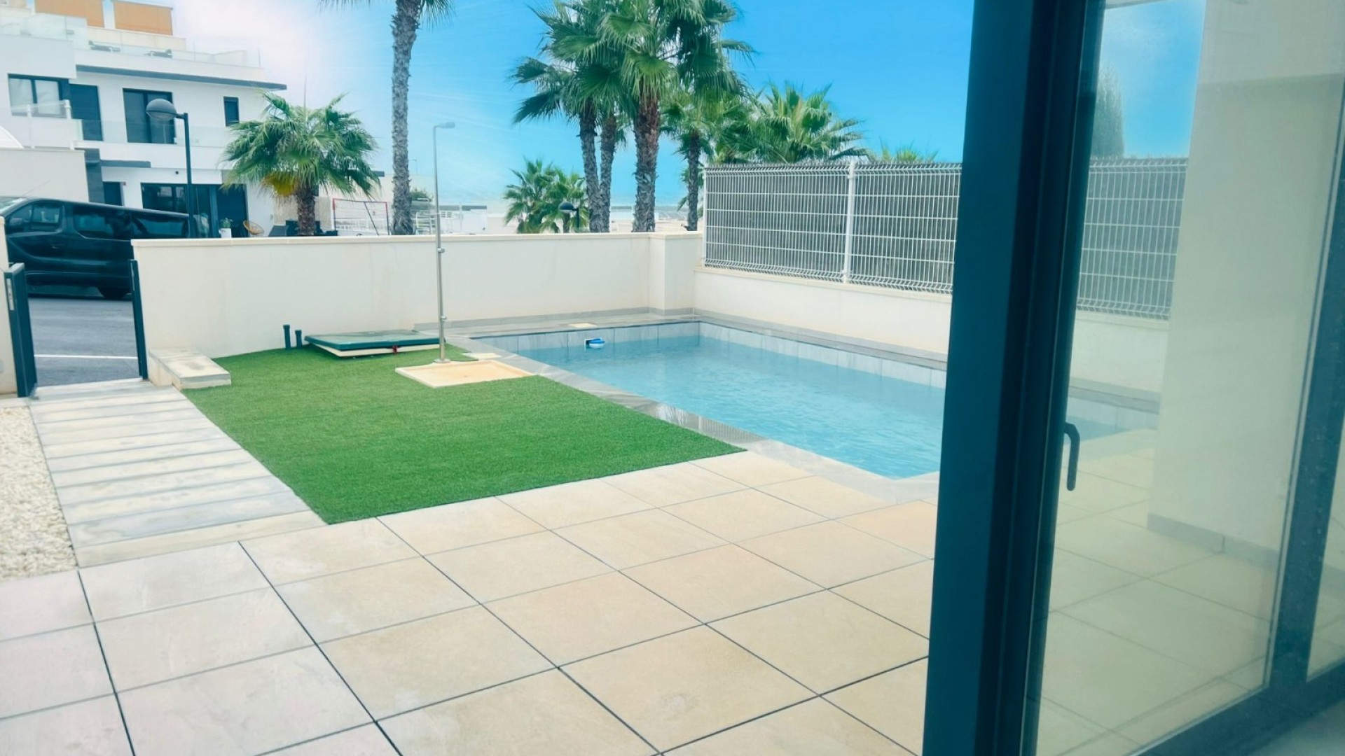 Resale - Freistehende Villa -
San Miguel de Salinas