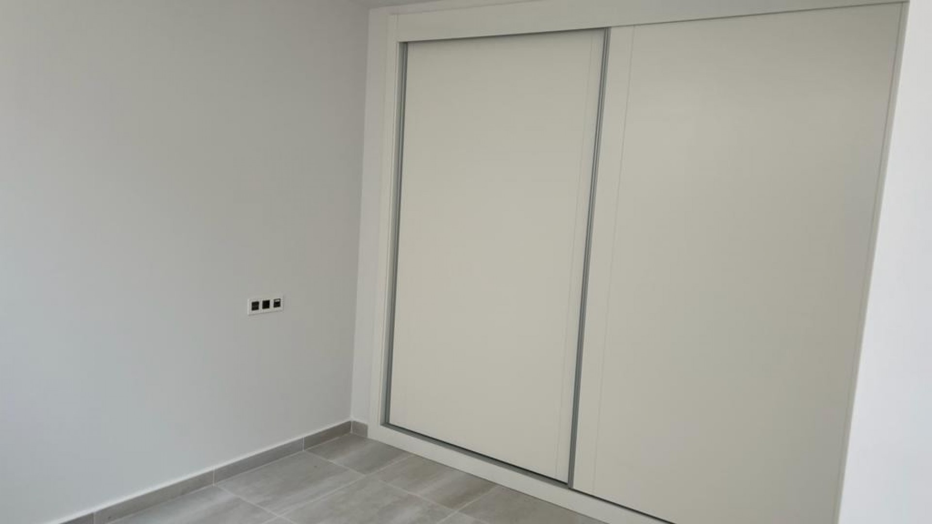 Resale - Freistehende Villa -
San Miguel de Salinas