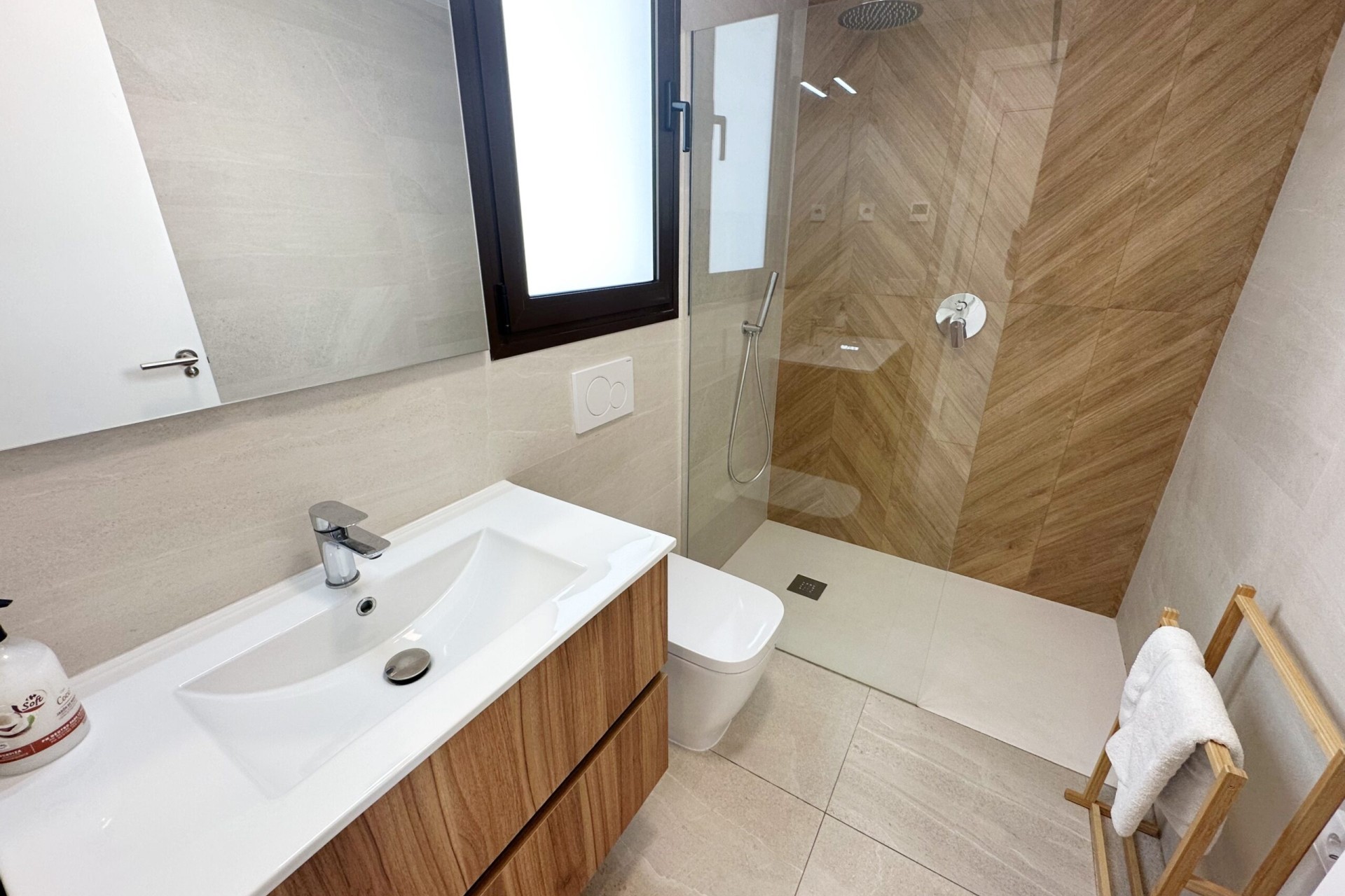 Resale - Freistehende Villa -
Santa Rosalia Resort - Inland