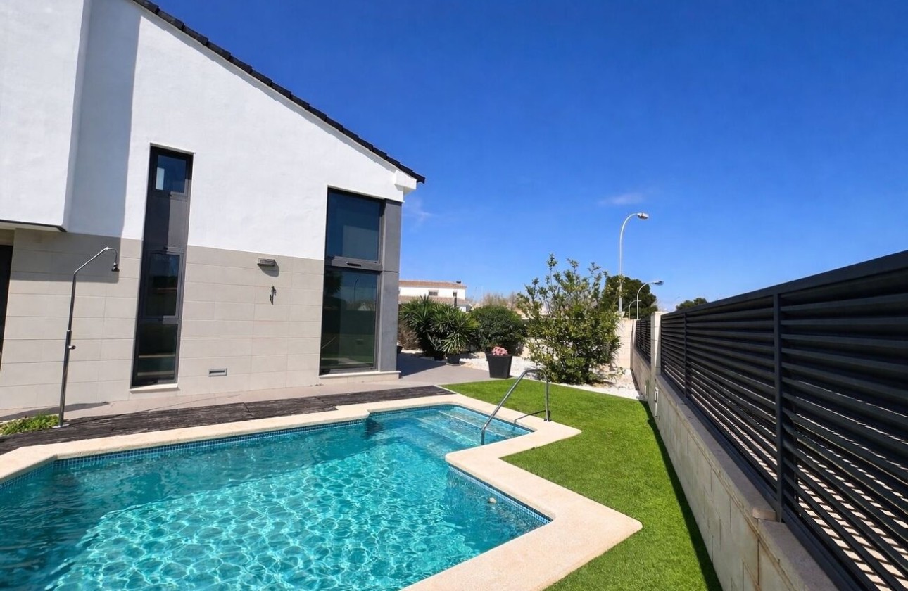 Resale - Freistehende Villa -
Santiago de la ribera - Costa Calida