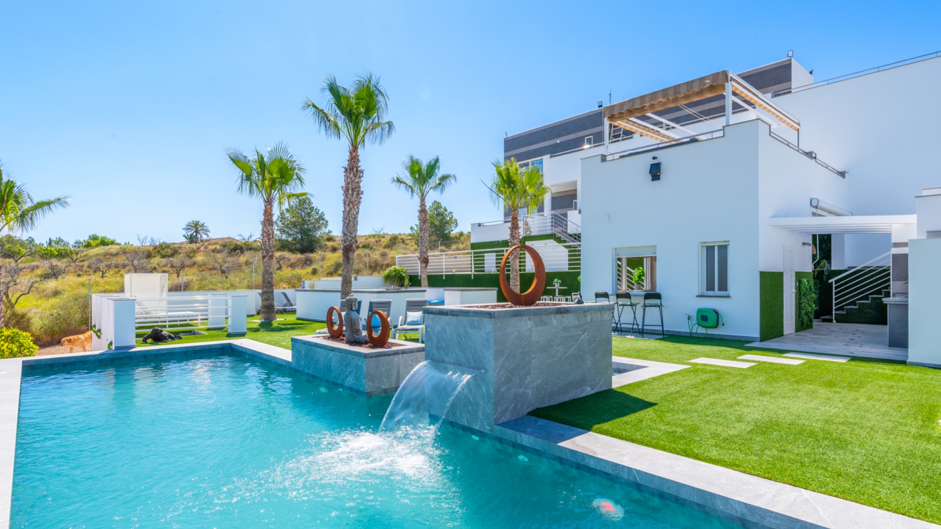 Resale - Freistehende Villa -
Torremendo