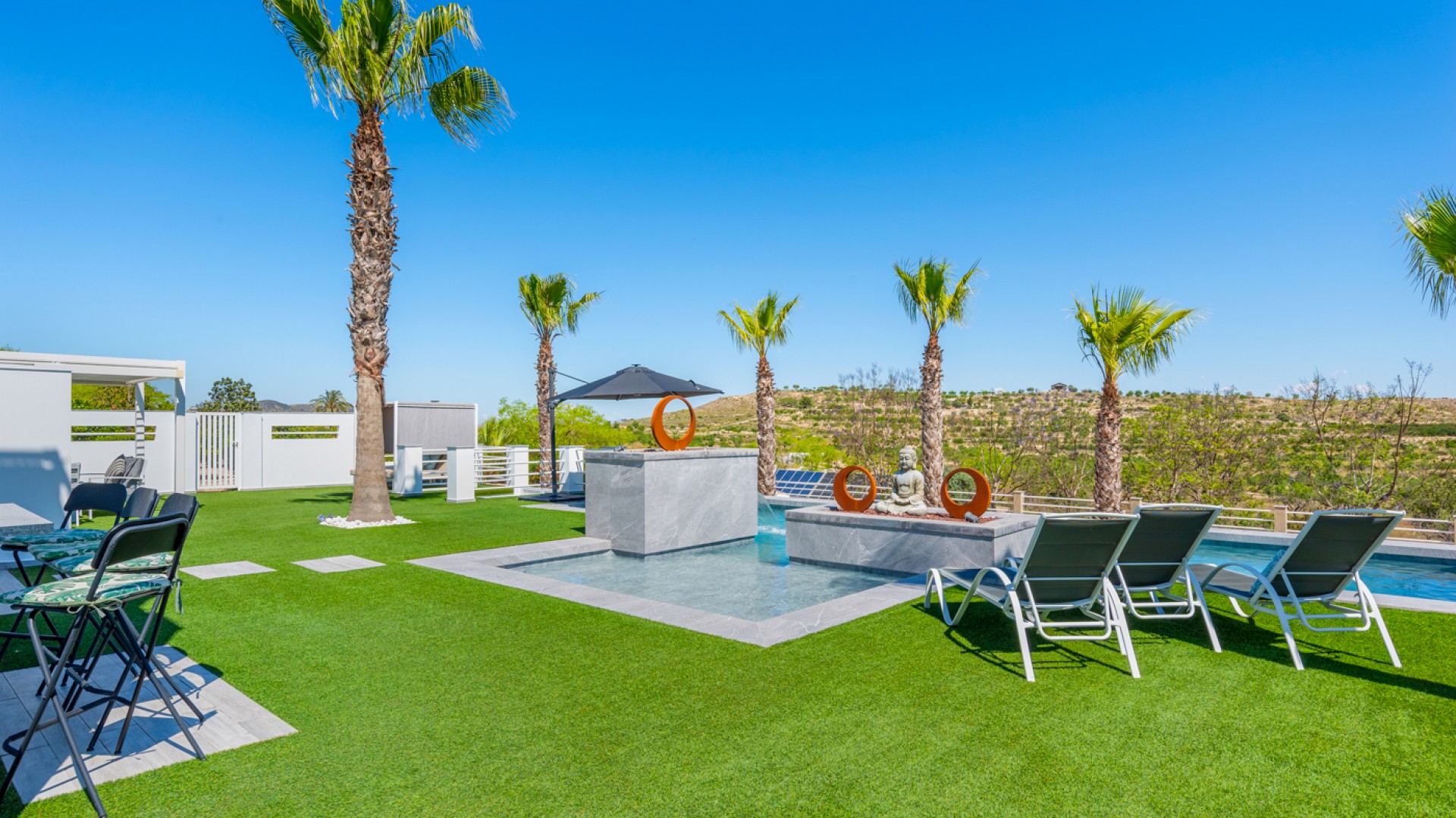 Resale - Freistehende Villa -
Torremendo