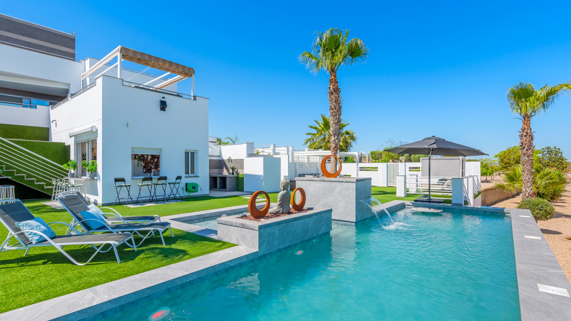 Resale - Freistehende Villa -
Torremendo