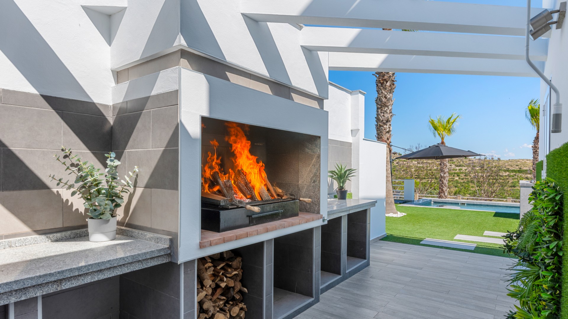 Resale - Freistehende Villa -
Torremendo