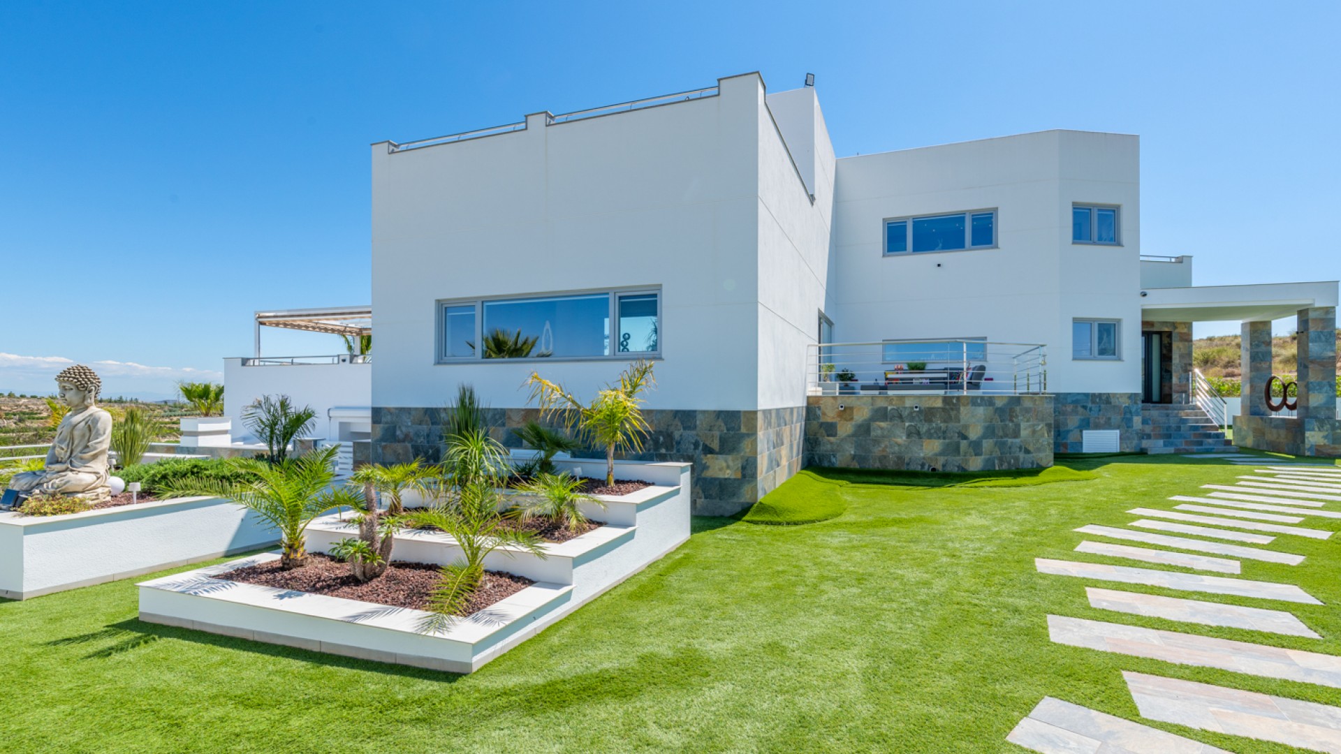 Resale - Freistehende Villa -
Torremendo