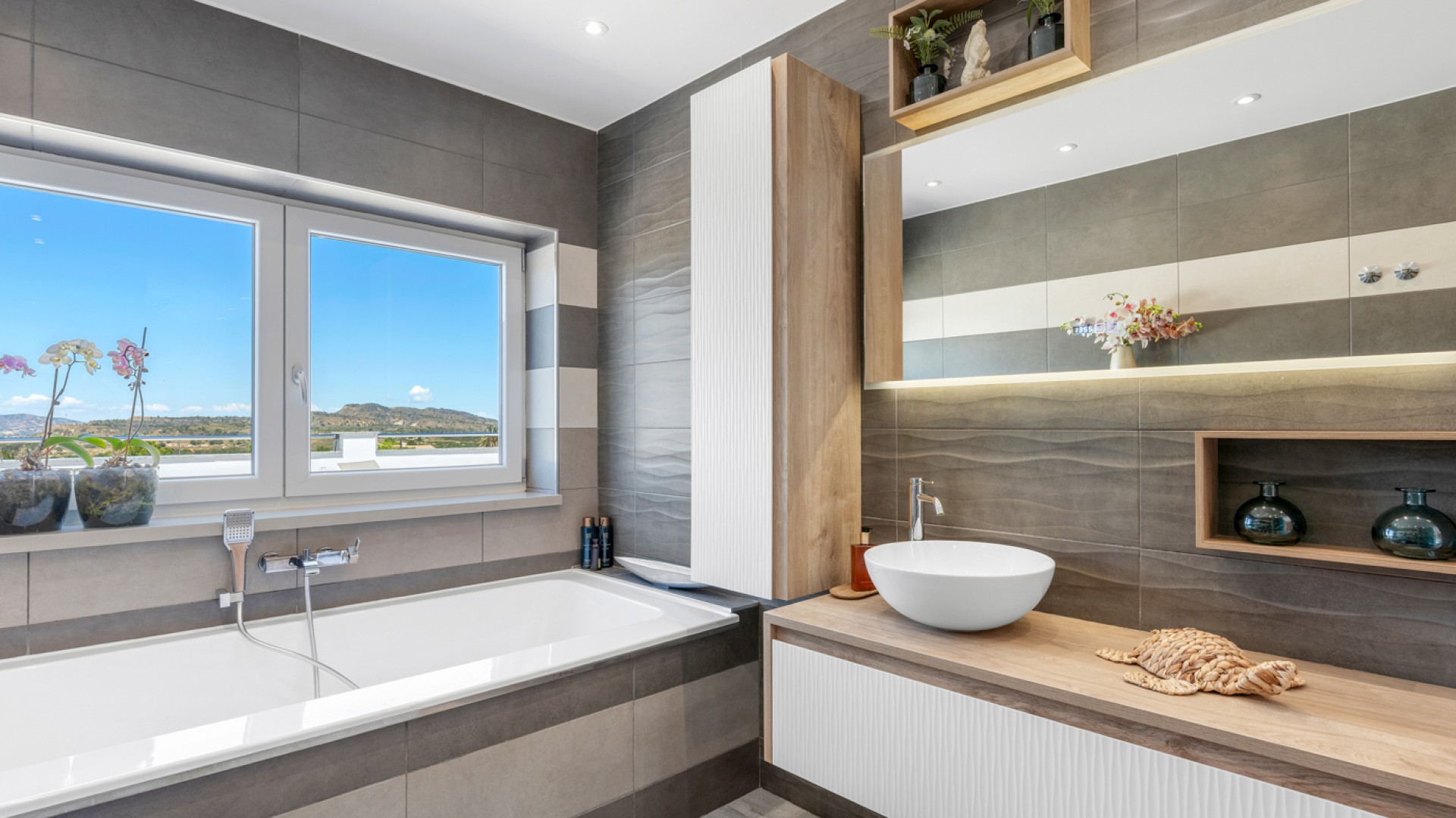 Resale - Freistehende Villa -
Torremendo