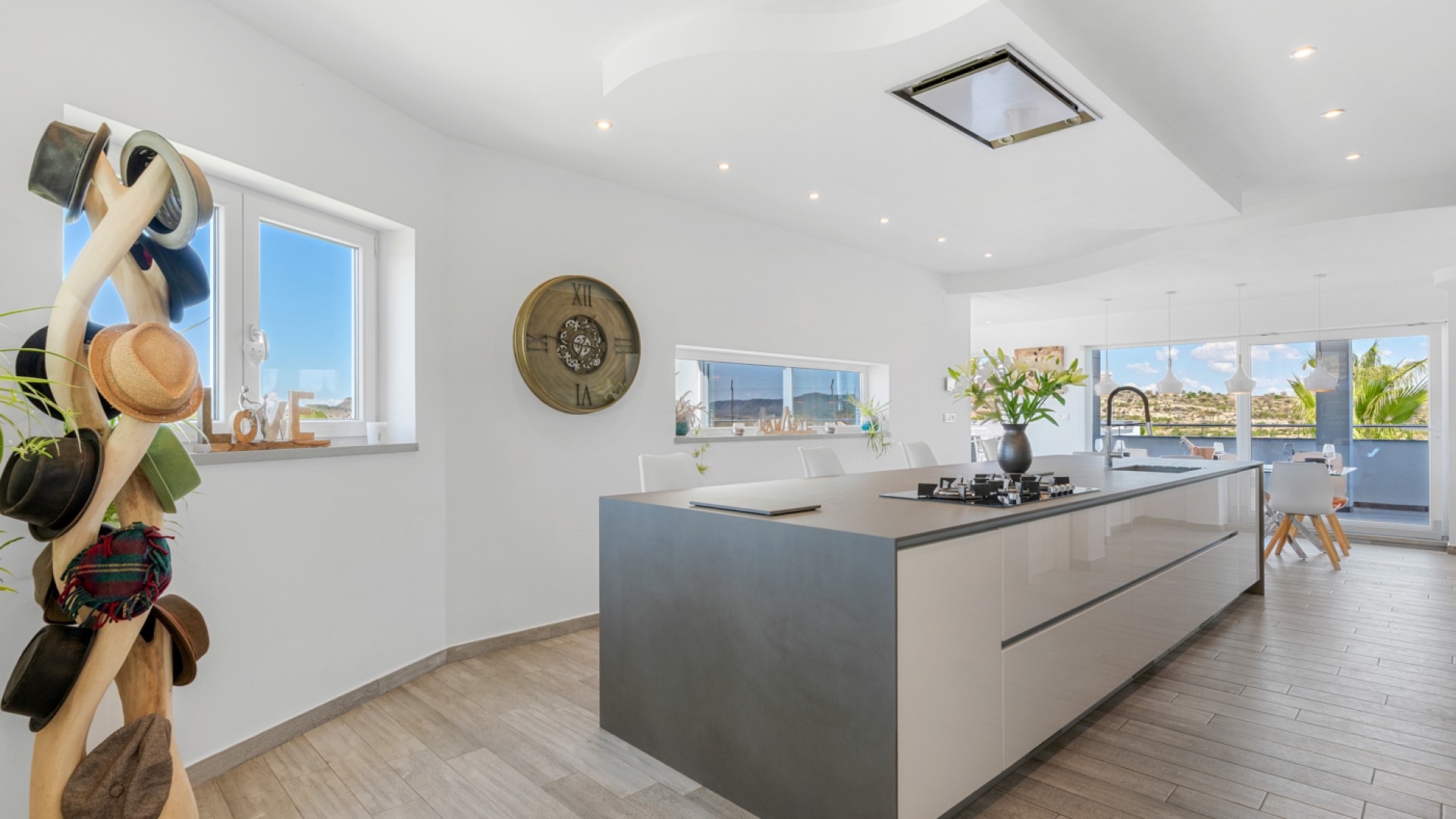 Resale - Freistehende Villa -
Torremendo