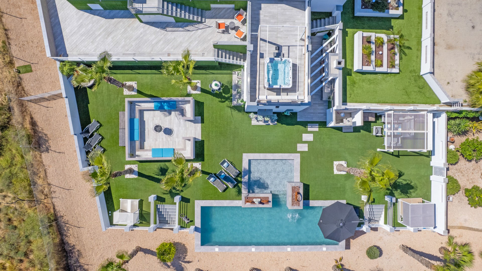 Resale - Freistehende Villa -
Torremendo