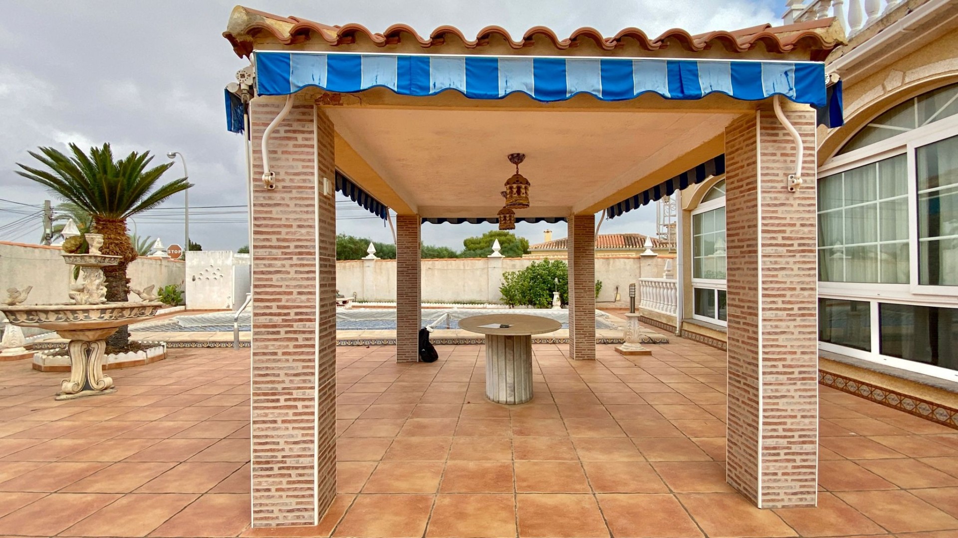 Resale - Freistehende Villa -
Torrevieja - 0