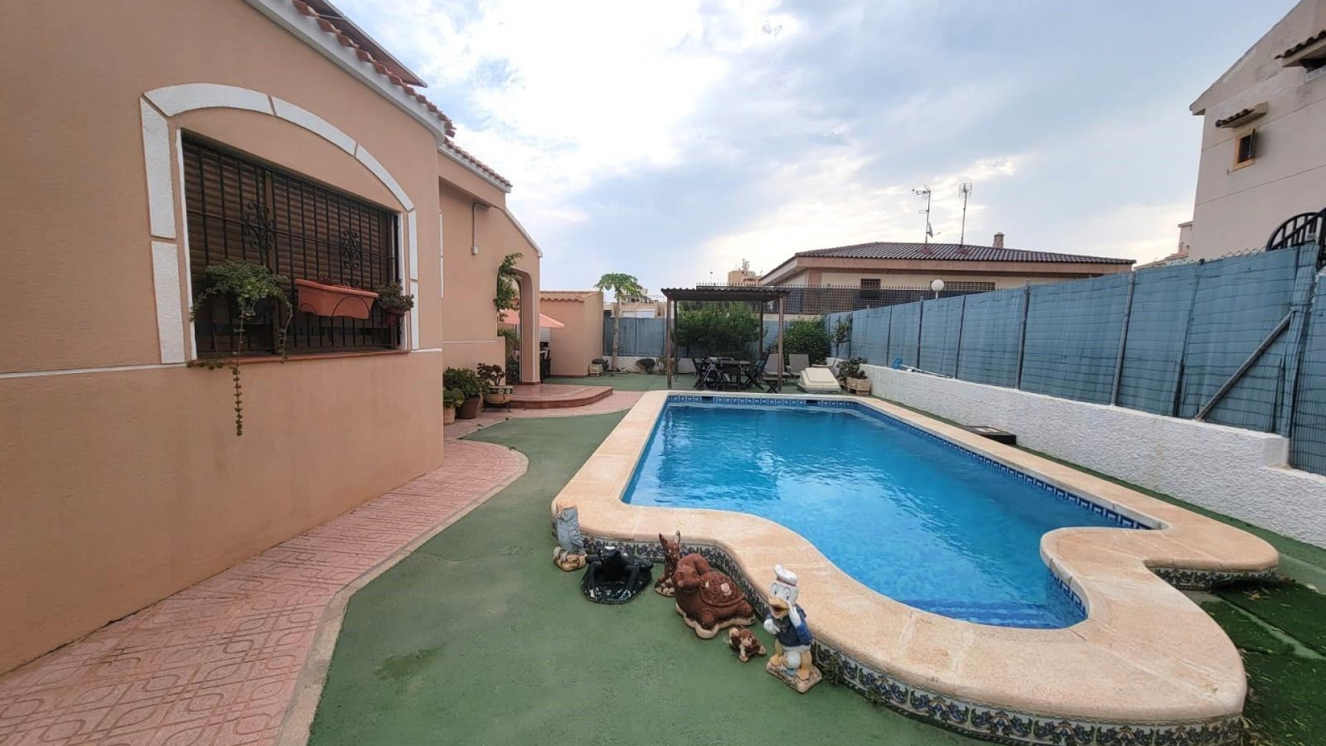 Resale - Freistehende Villa -
Torrevieja - Aguas Nuevas