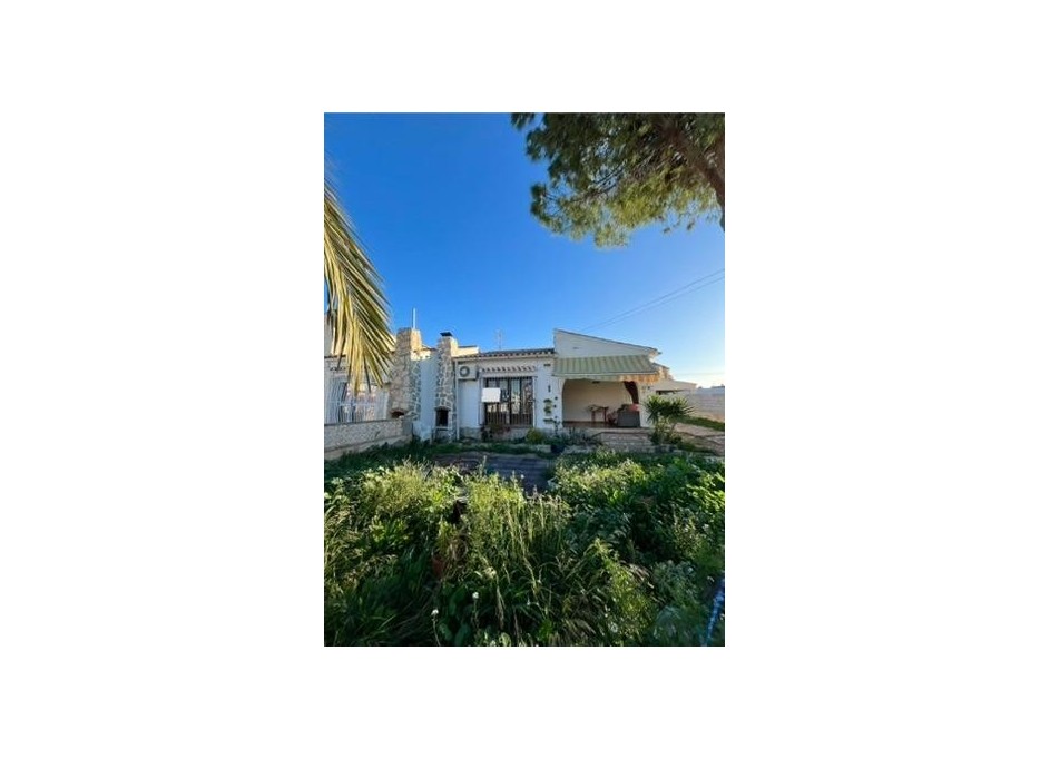 Resale - Freistehende Villa -
Torrevieja - Aguas Nuevas