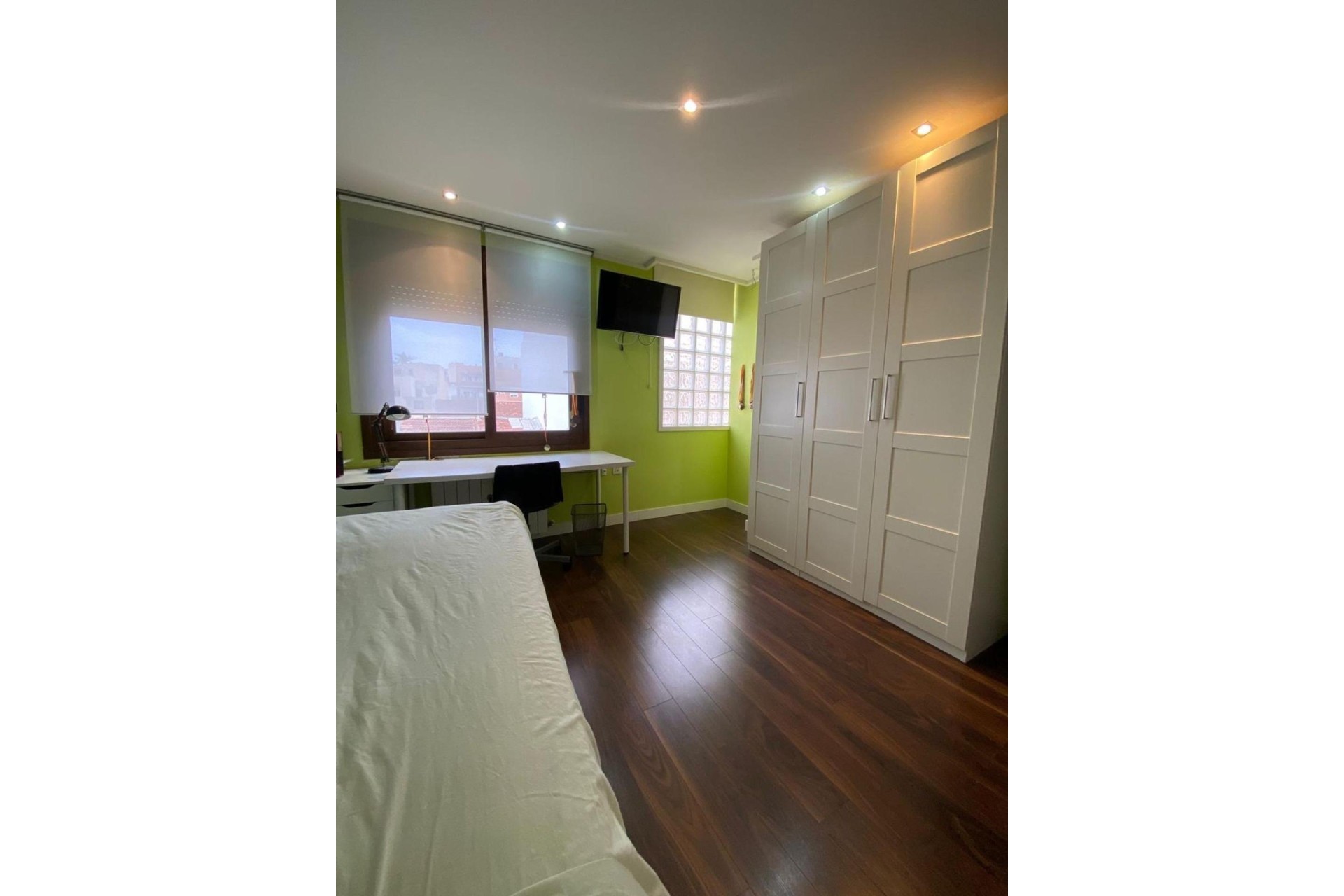 Resale - Freistehende Villa -
Torrevieja - Centro - Muelle Pesquero